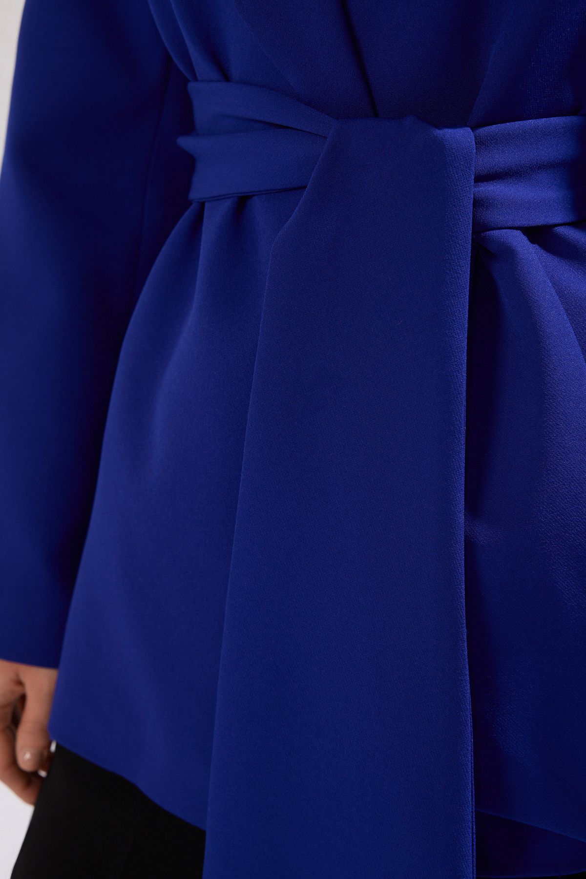 Trendyol Collection-Indigoblaue, gewebte Blazerjacke mit normaler Bindung TWOSS22CE0175 3