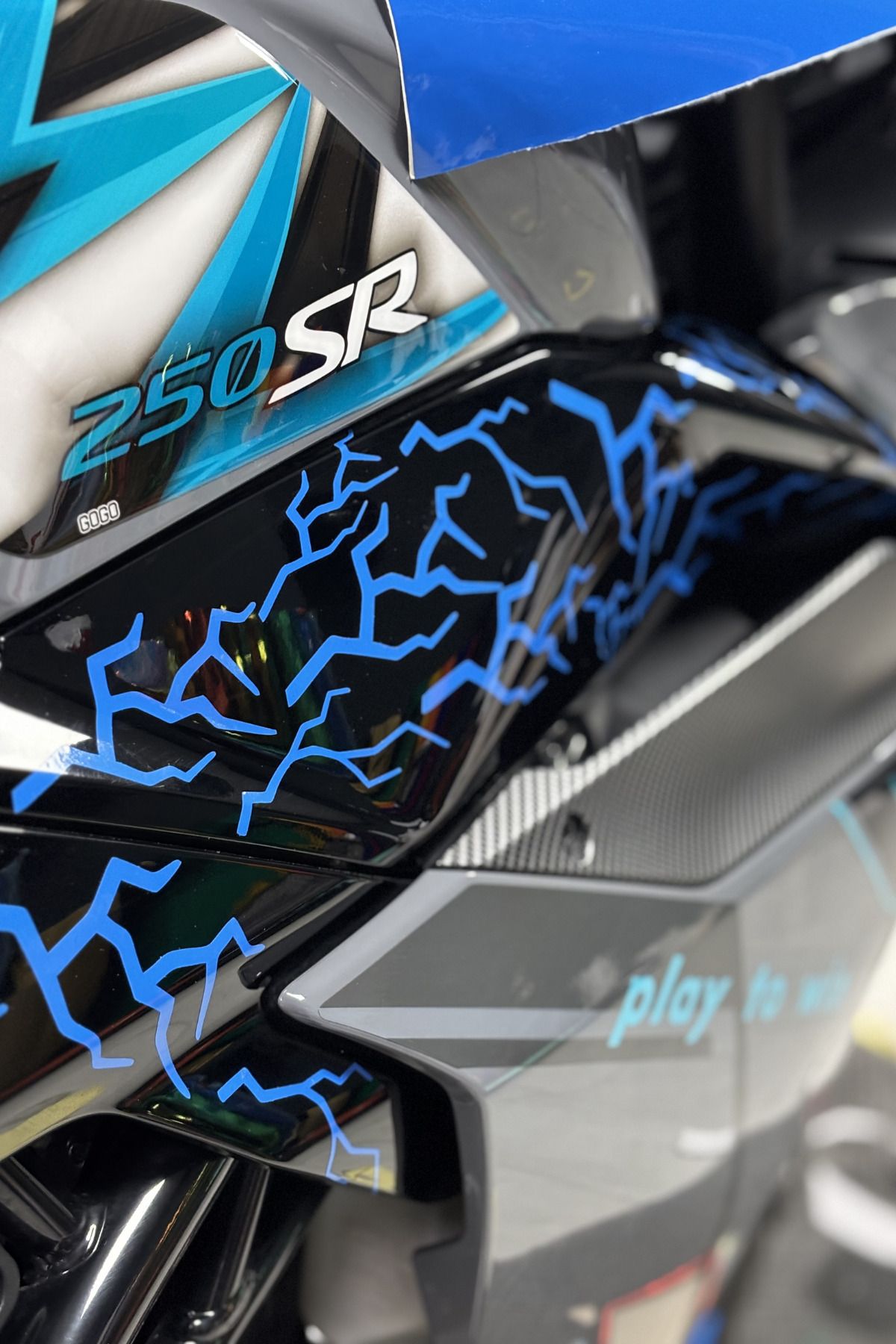 Banxtre-Light Blue Segmented Lightning Lightning Sticker for Engine and Helmet (16 Pcs) 4