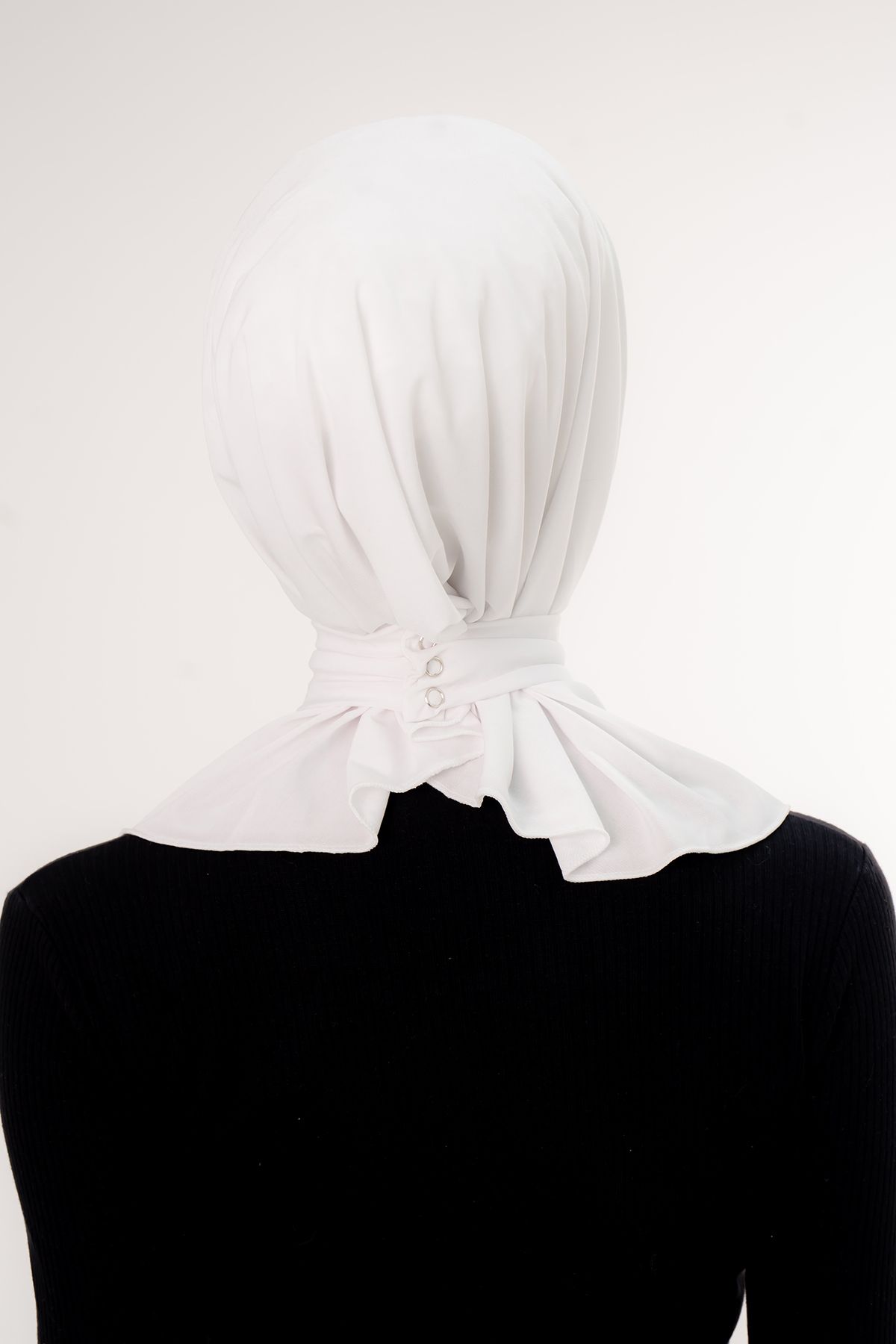 Şalcenneti.com-Practical White Hijab Shawl - Snap Fastener and Tie 4