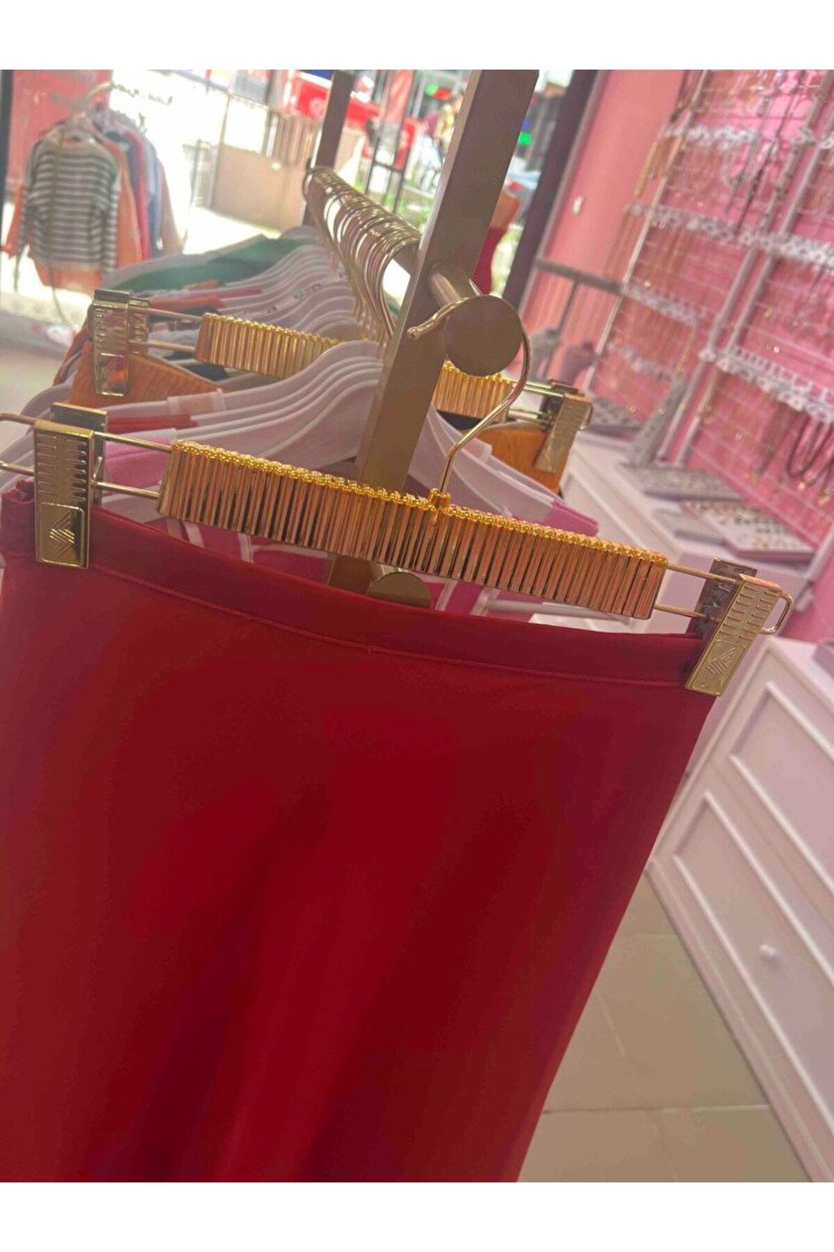 Askıcı-5 Pieces of Skirt Hangers with Gold Latch 5