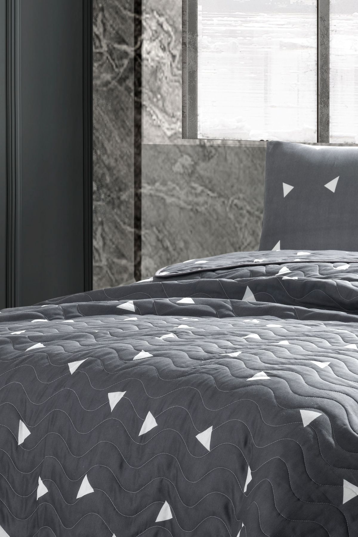 Eponj Home-Gray Quilted Single Triangle Bedspread Set 4