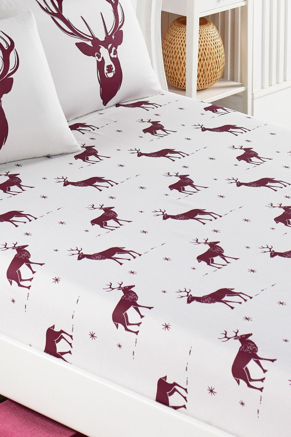 Eponj Home-Single Person Elastic Sheet Set Deer Burgundy 4