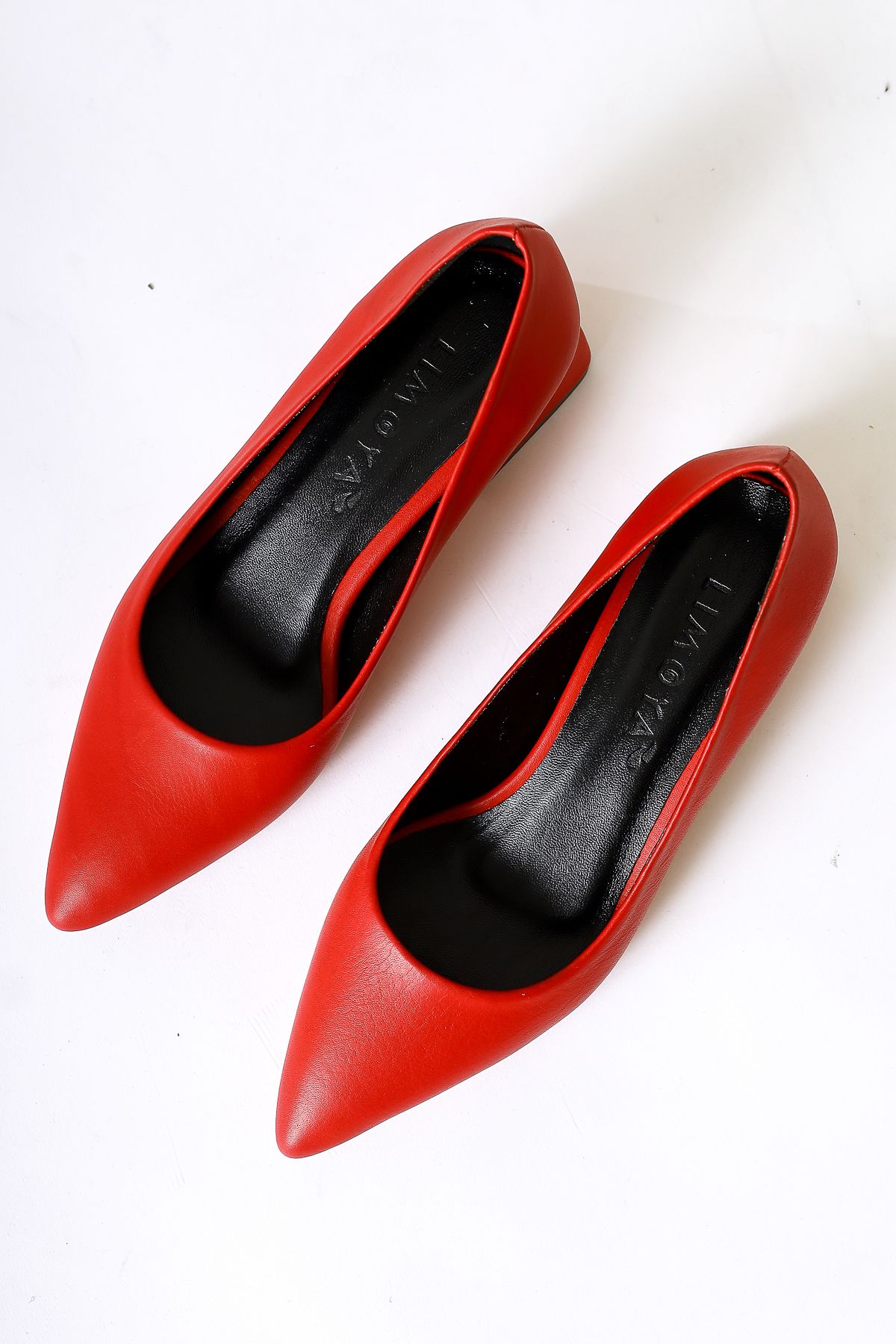 Limoya-Genuine Leather Berta Red Pointed Toe Low Heel Shoes Women's Classic Heeled Shoes 3