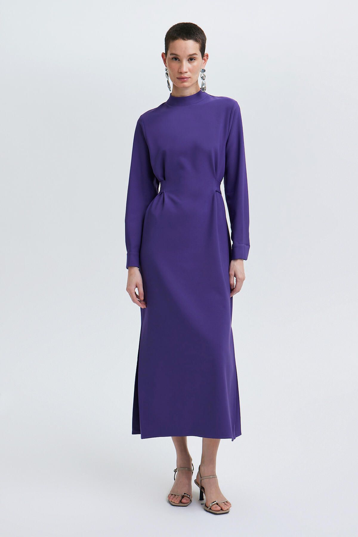 Touché Privé-Kreppkleid – Design mit Taillengürtel 2