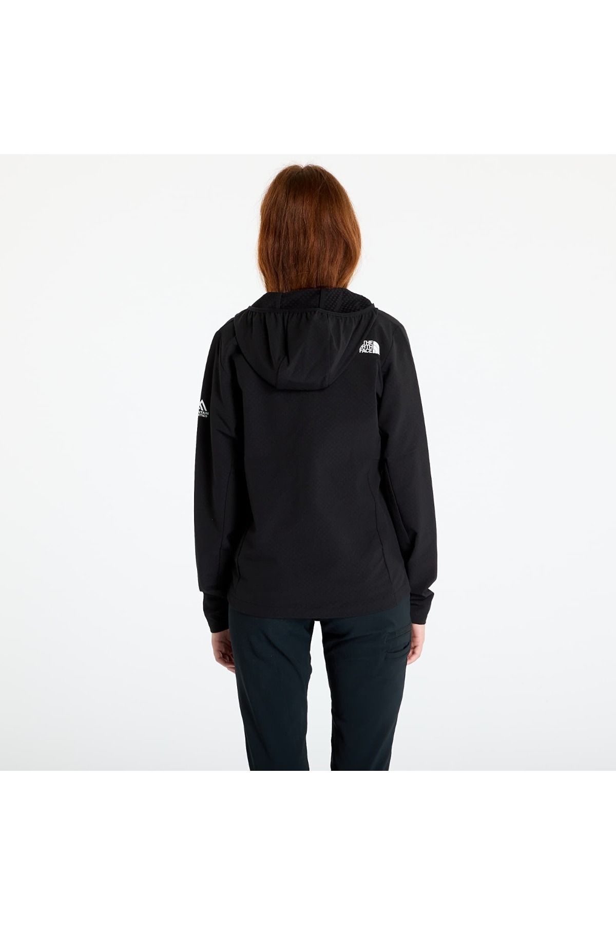 THE NORTH FACE-Mountain Athletics Softshell Damen-Kapuzenjacke in Schwarz 4