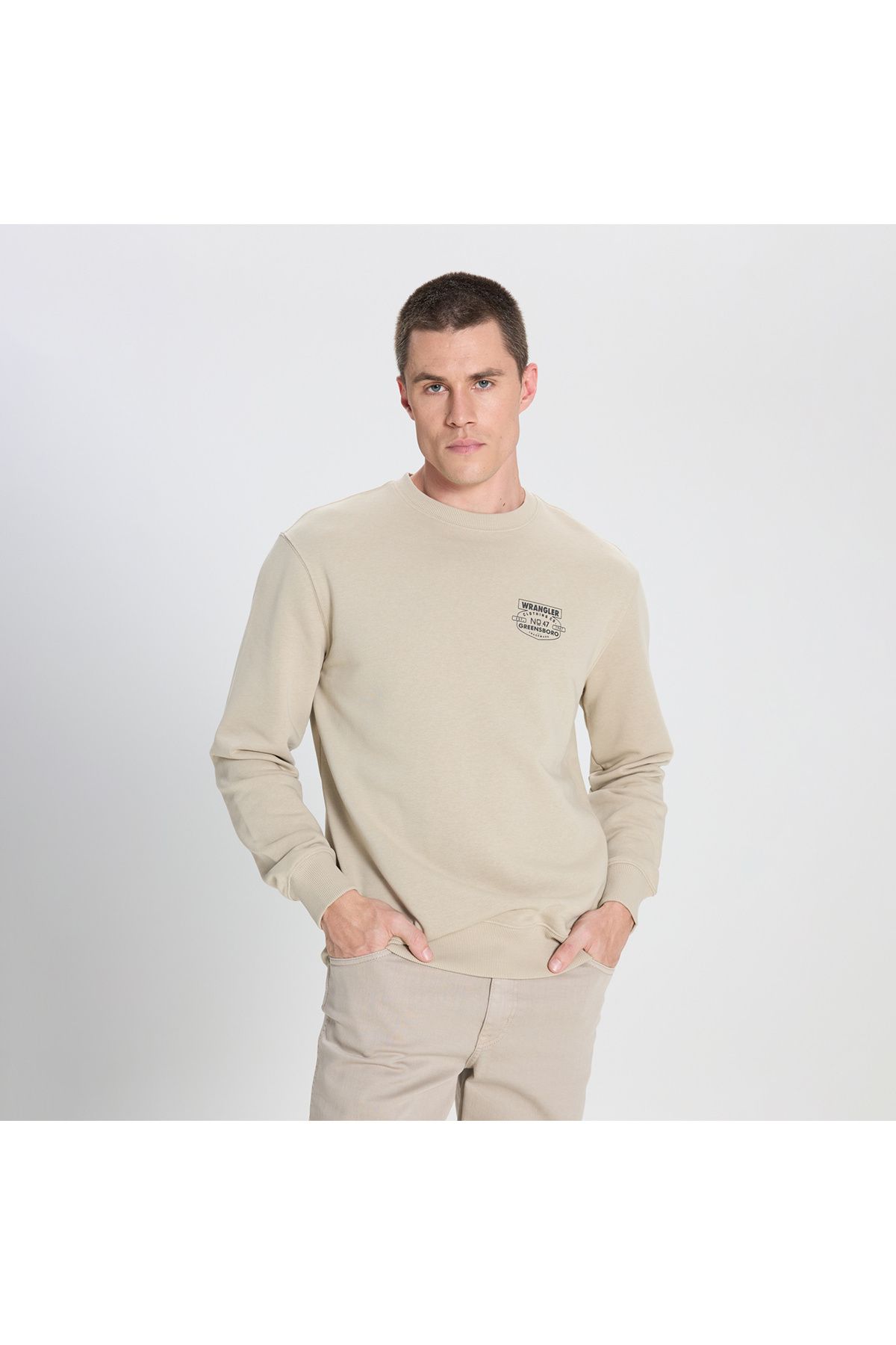 WRANGLER-Steinfarbenes Sweatshirt mit normaler Passform und Rundhalsausschnitt 1