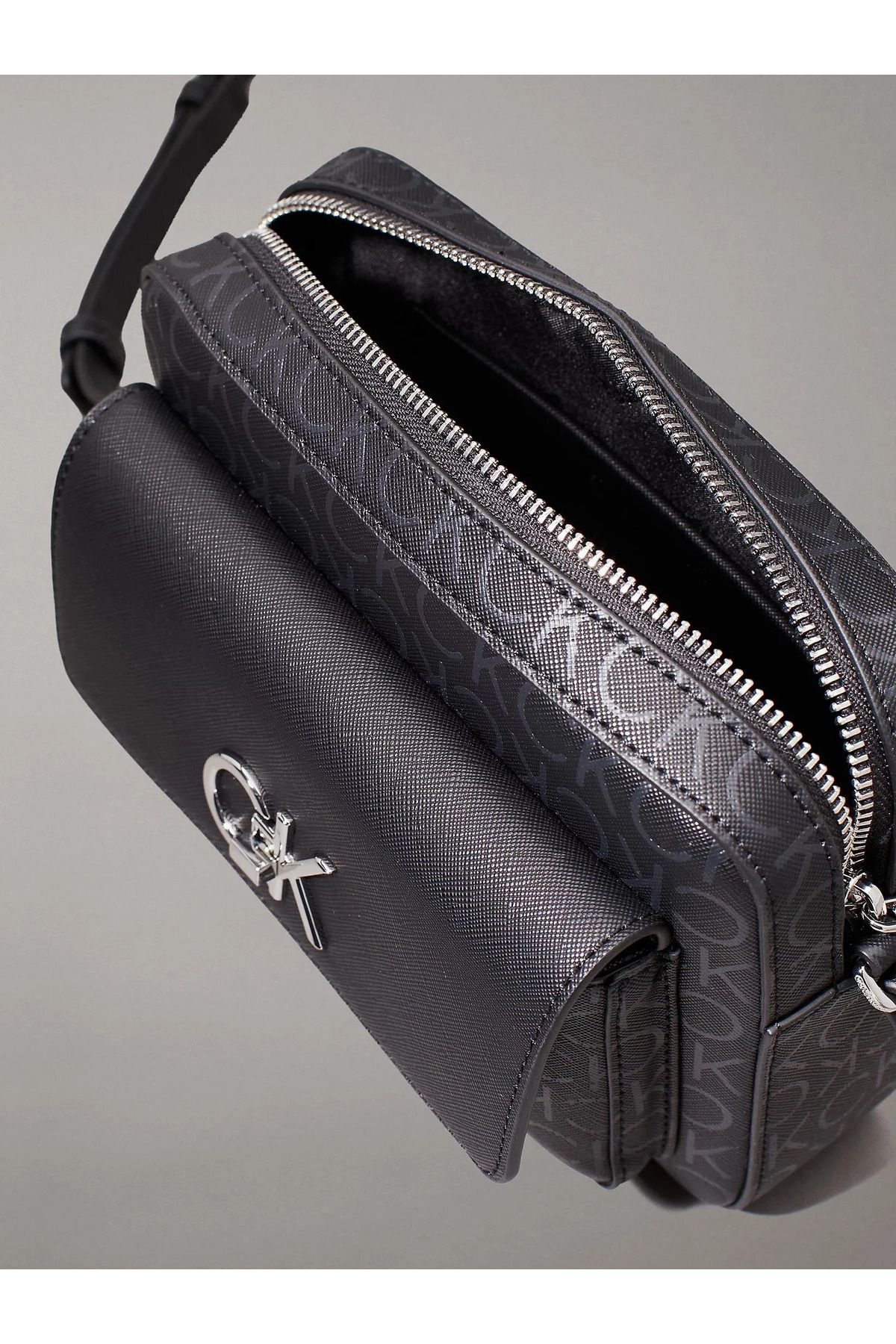 Calvin Klein-Limited Edition Bag 3