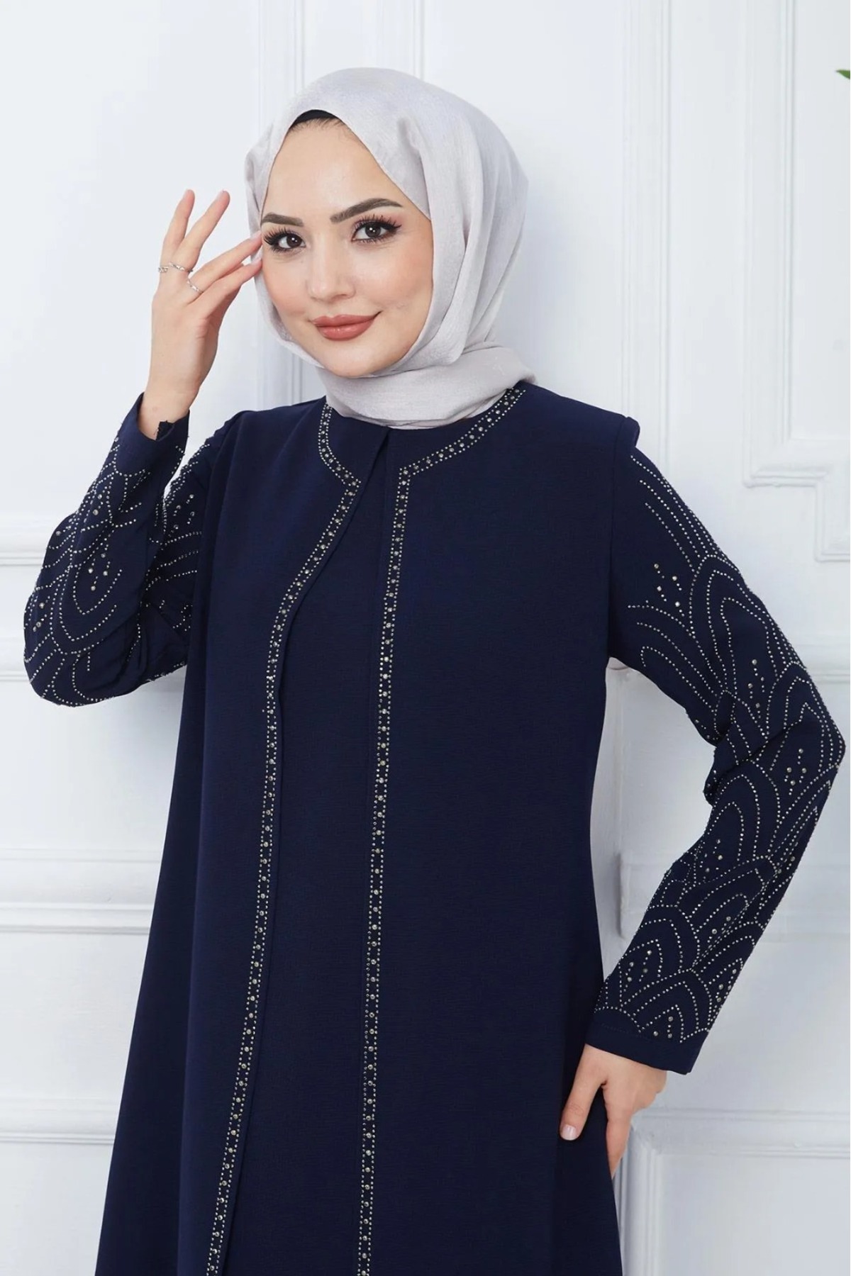 ELBİSHE  Kolu Taş Detaylı Anne Elbisesi - Görsel 4