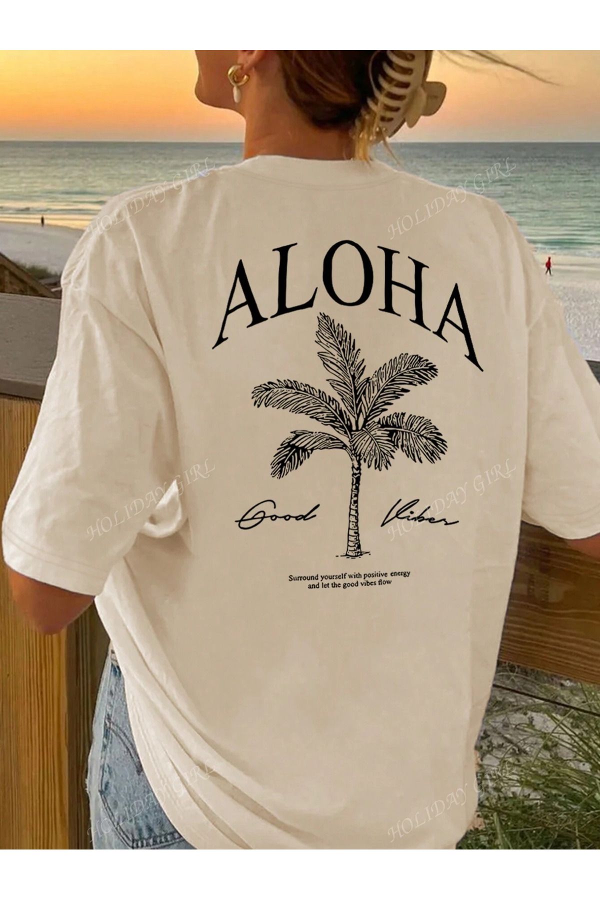 Benisengiydir-Tricou de damă bej cu imprimeu Aloha cu decolteu 1