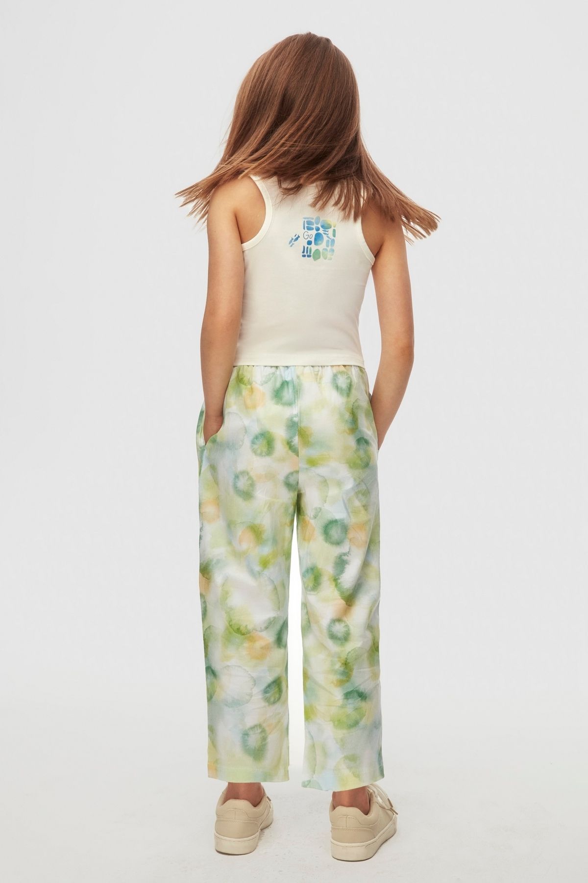 complete the look image