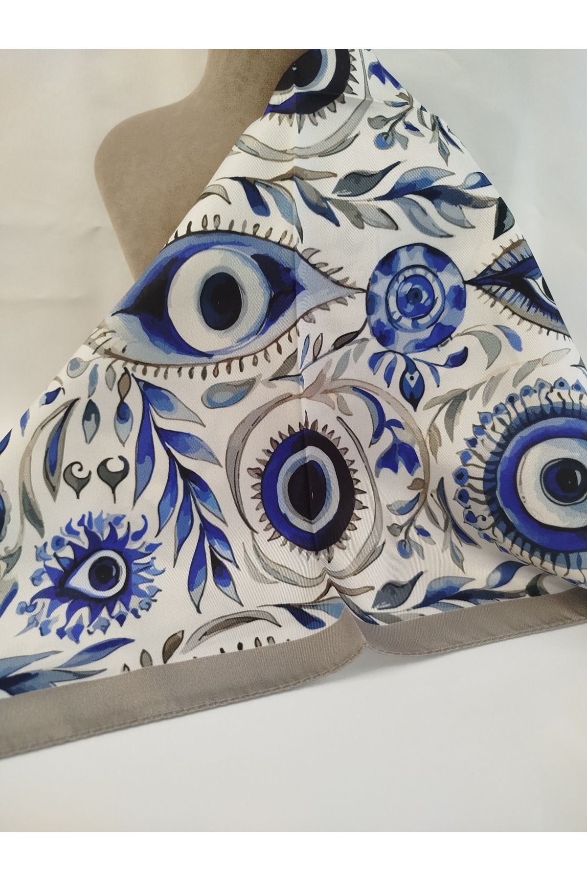 Meys Jewellery 50 x 50 cm Nazar Boncuğu Desenli Fular Bandana