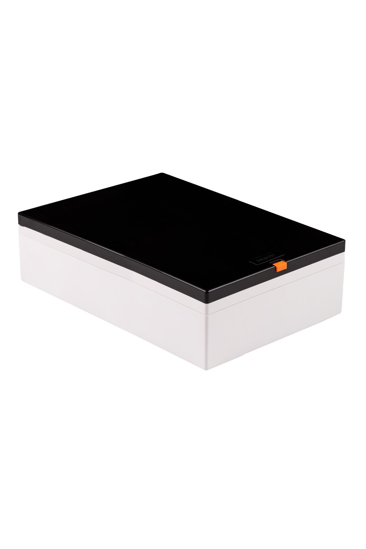 Nilson-Quantum 9-Piece Surface Mounted Fuse Box - with Terminal Detail 3