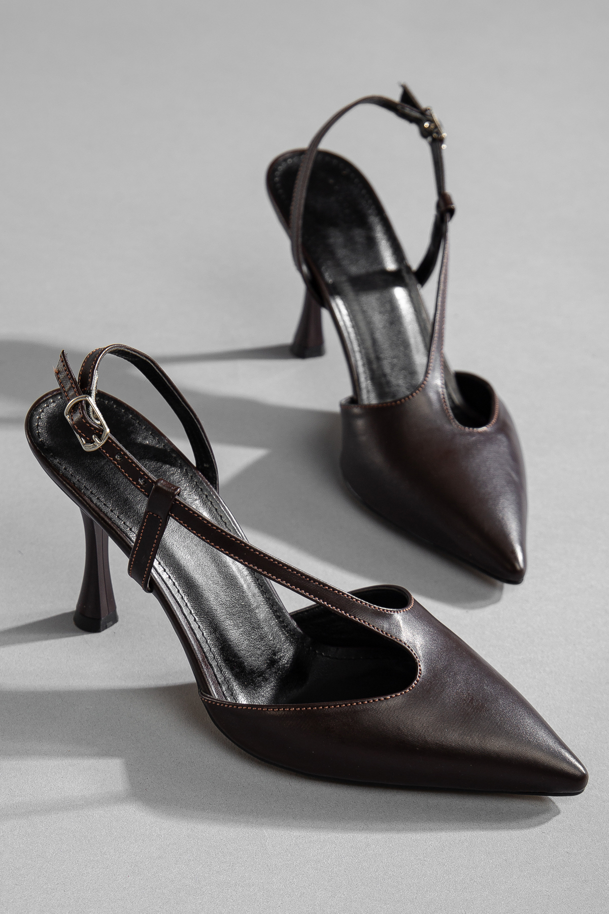 camaiore  Kadın Acı Kahve Renk Deri Klasik Topuklu Ayakkabı Sivri Burun - Görsel 6