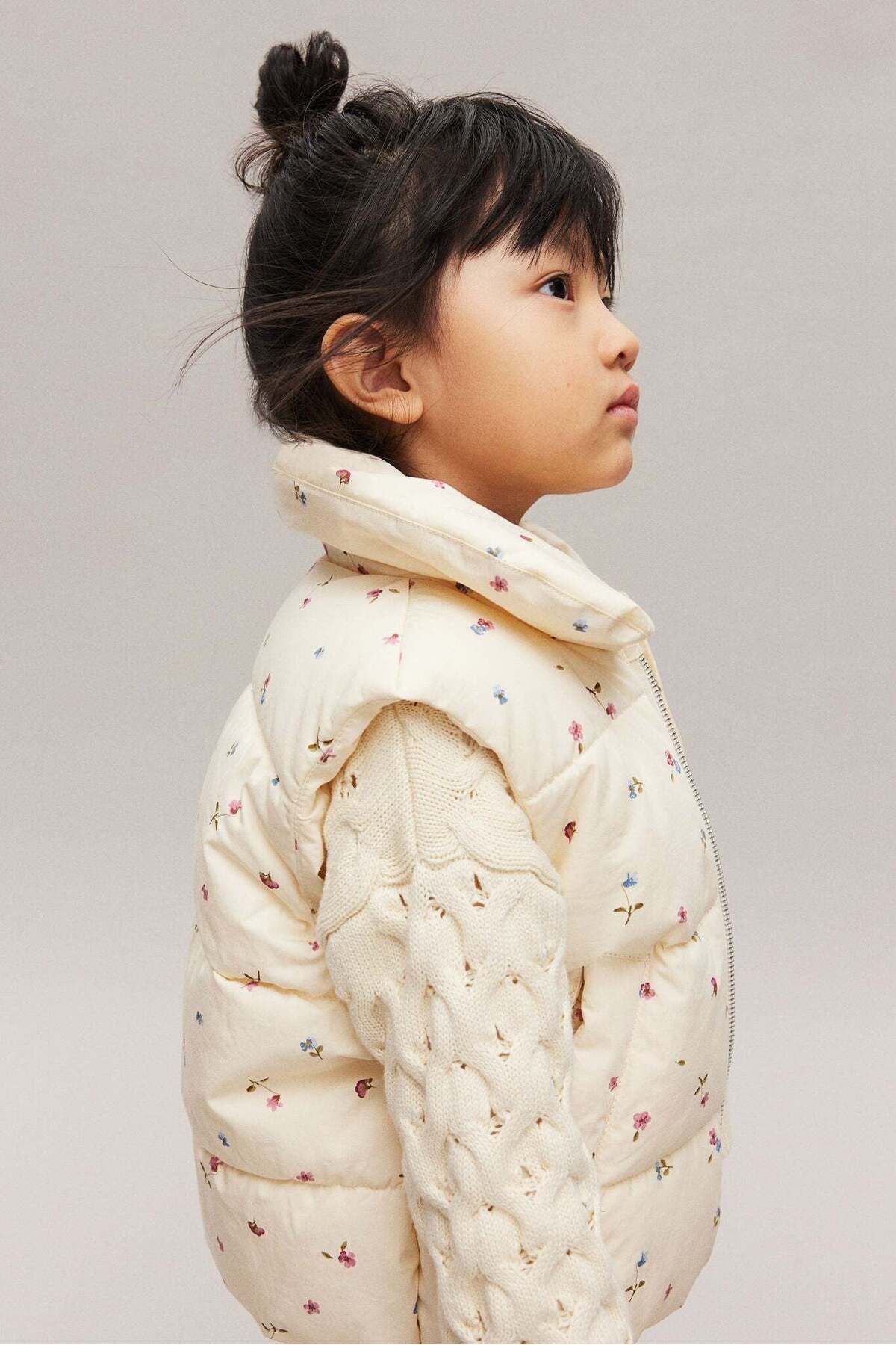 H&M-Printed puffer gilet 3