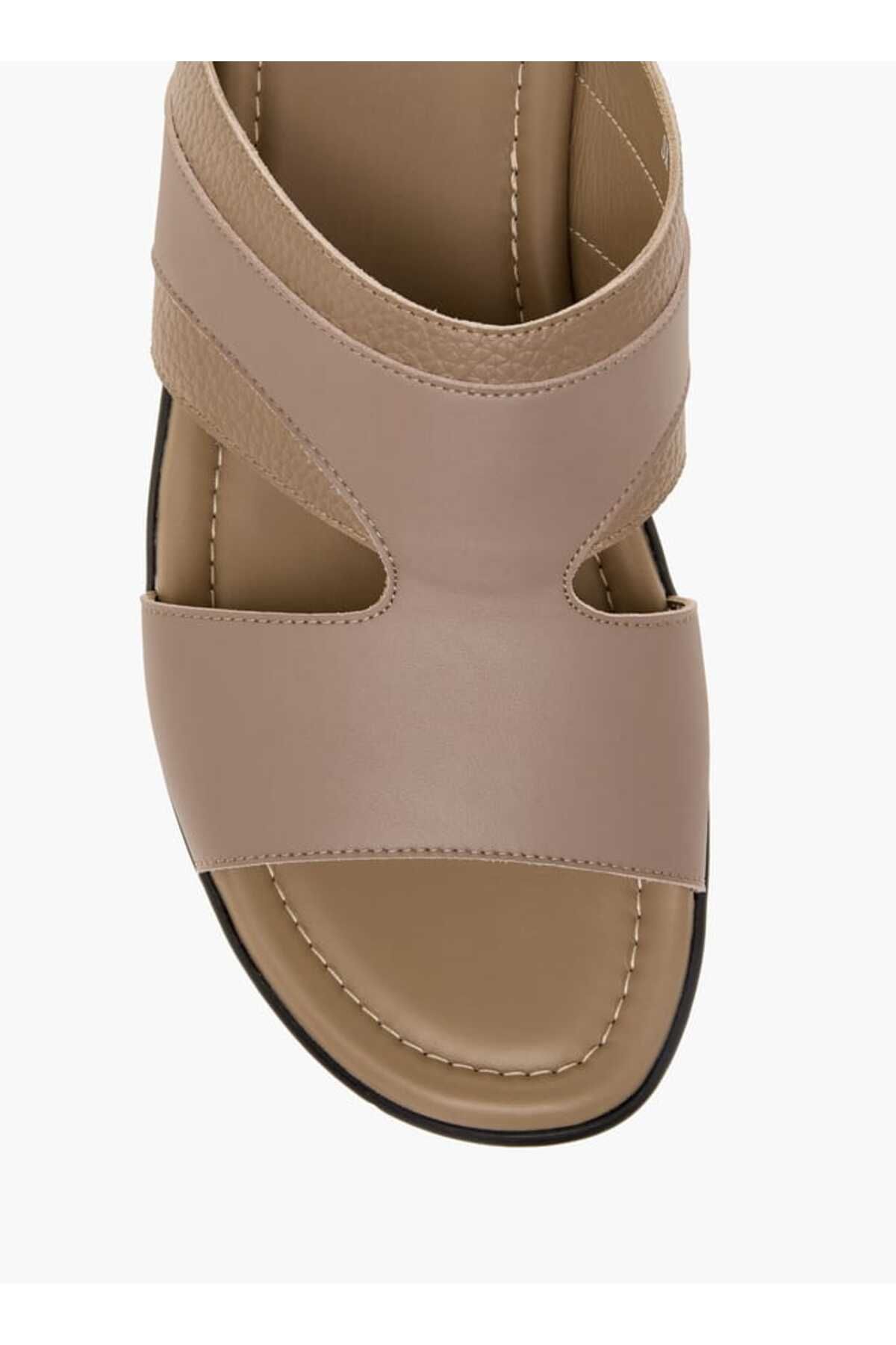 LBL by Shoexpress-LBL by Shoexpress Textured Slip-On Arabic Sandals 3