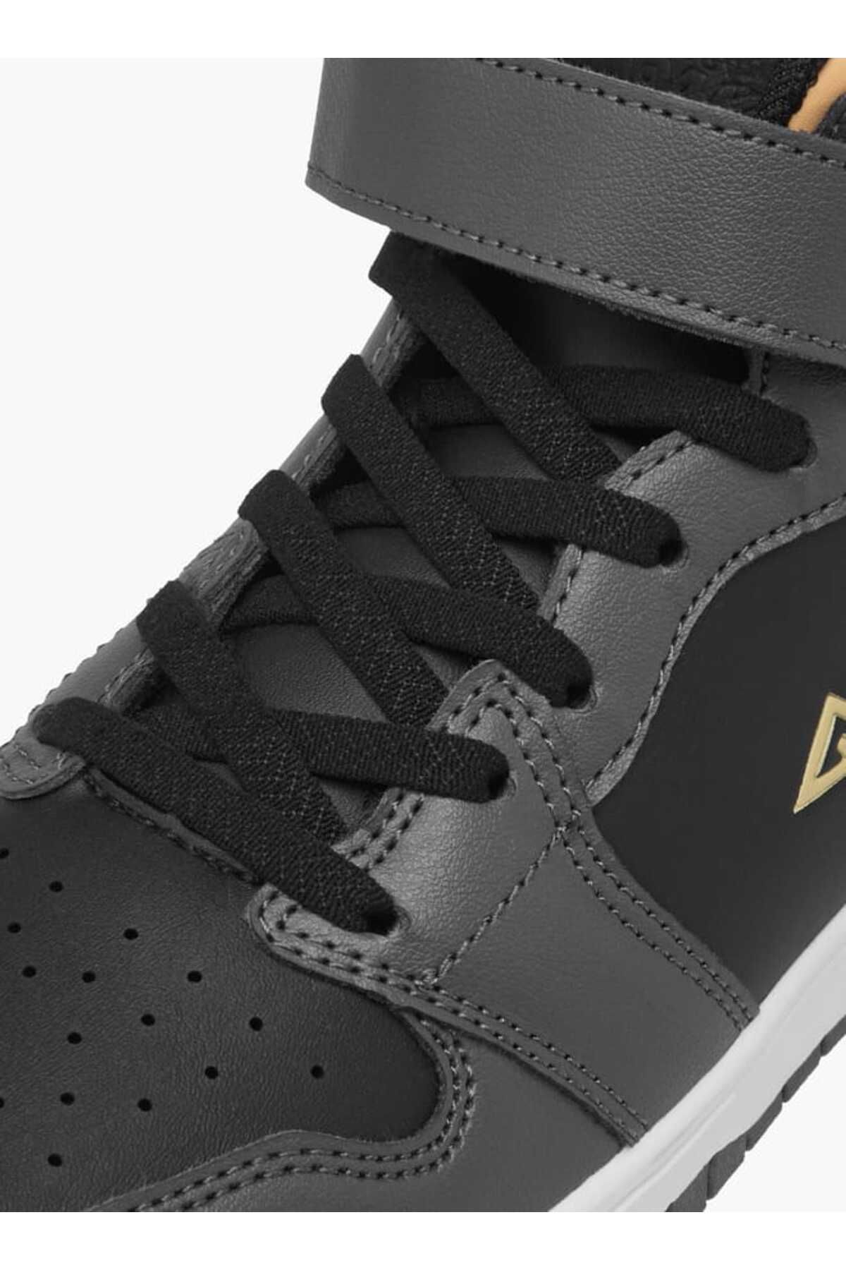 Oaklan by Shoexpress-Panelled High-Top Sneakers with Hook and Loop Closure 4