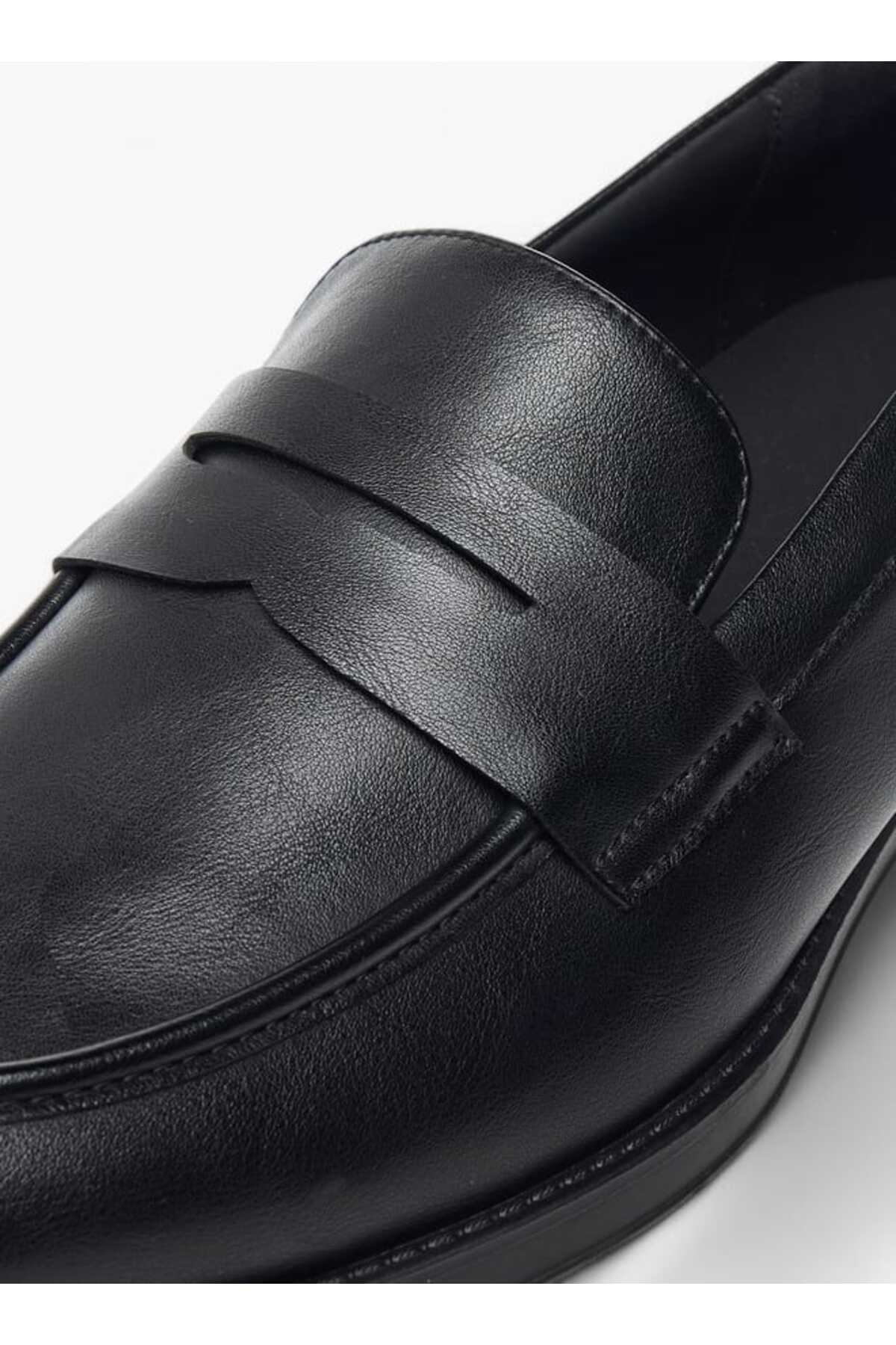 LBL by Shoexpress-LBL by Shoexpress Solid Loafers with Cutout Detail 4