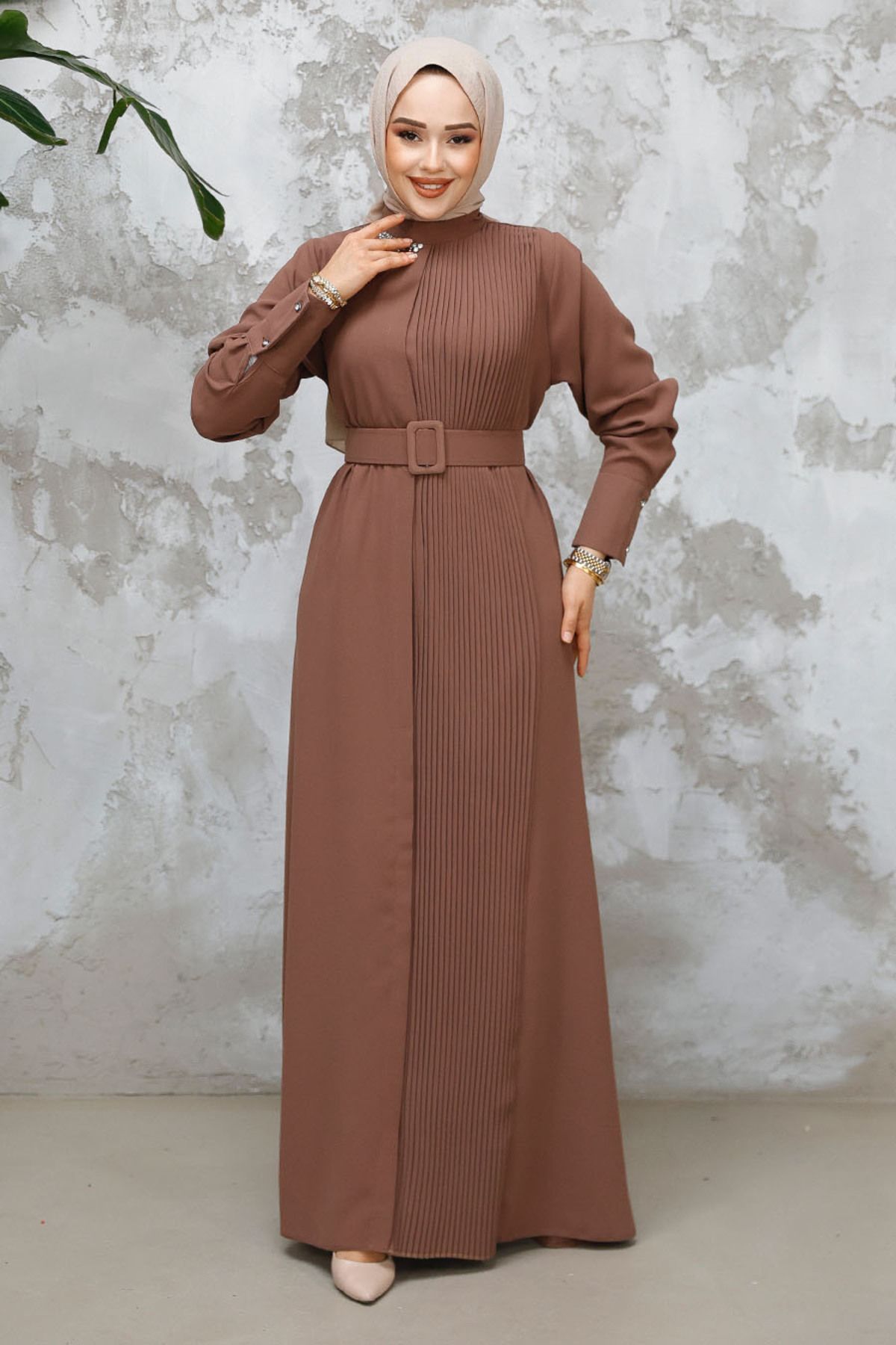 Neva Style-Dark Mink Hijab Dress with Buckle Belt 65879Kv 1