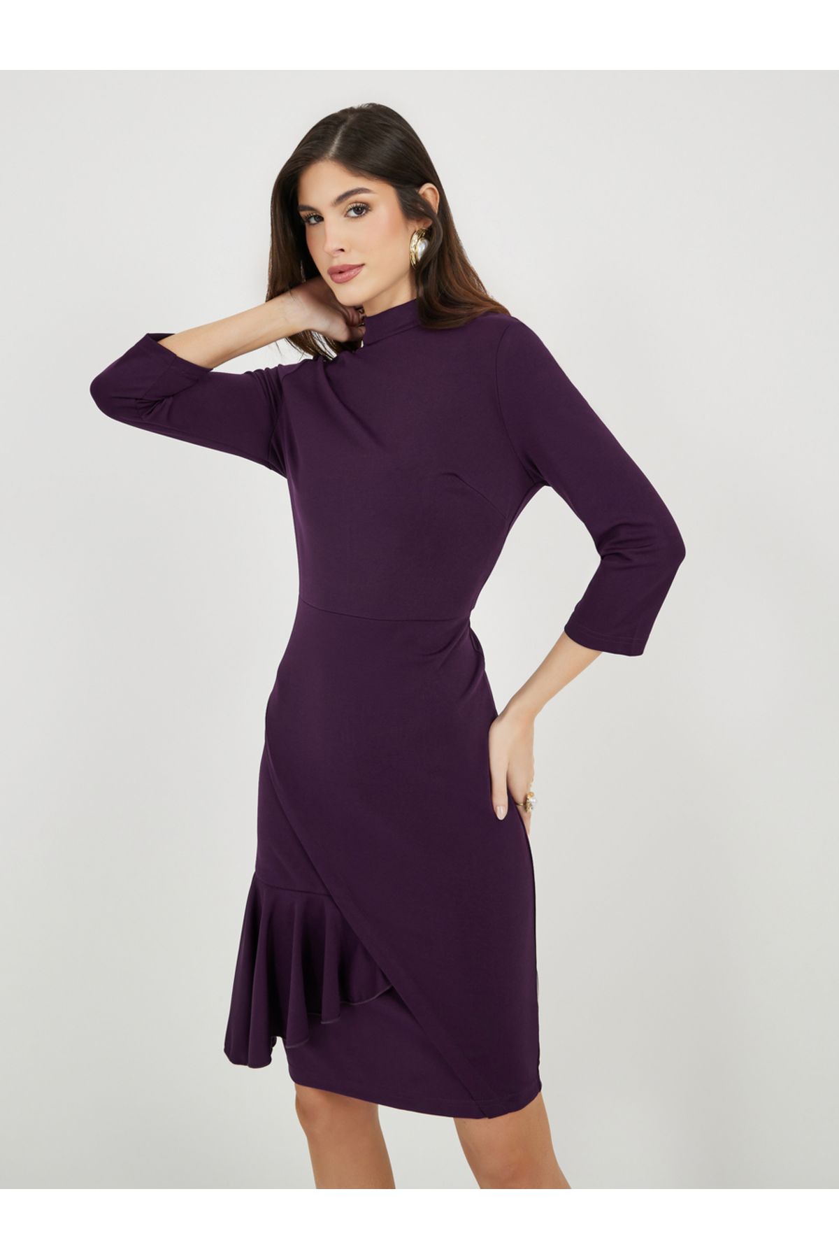 Styli-Ruffle Detail Sheath Knee-Length Dress with 3/4th Sleeves 3