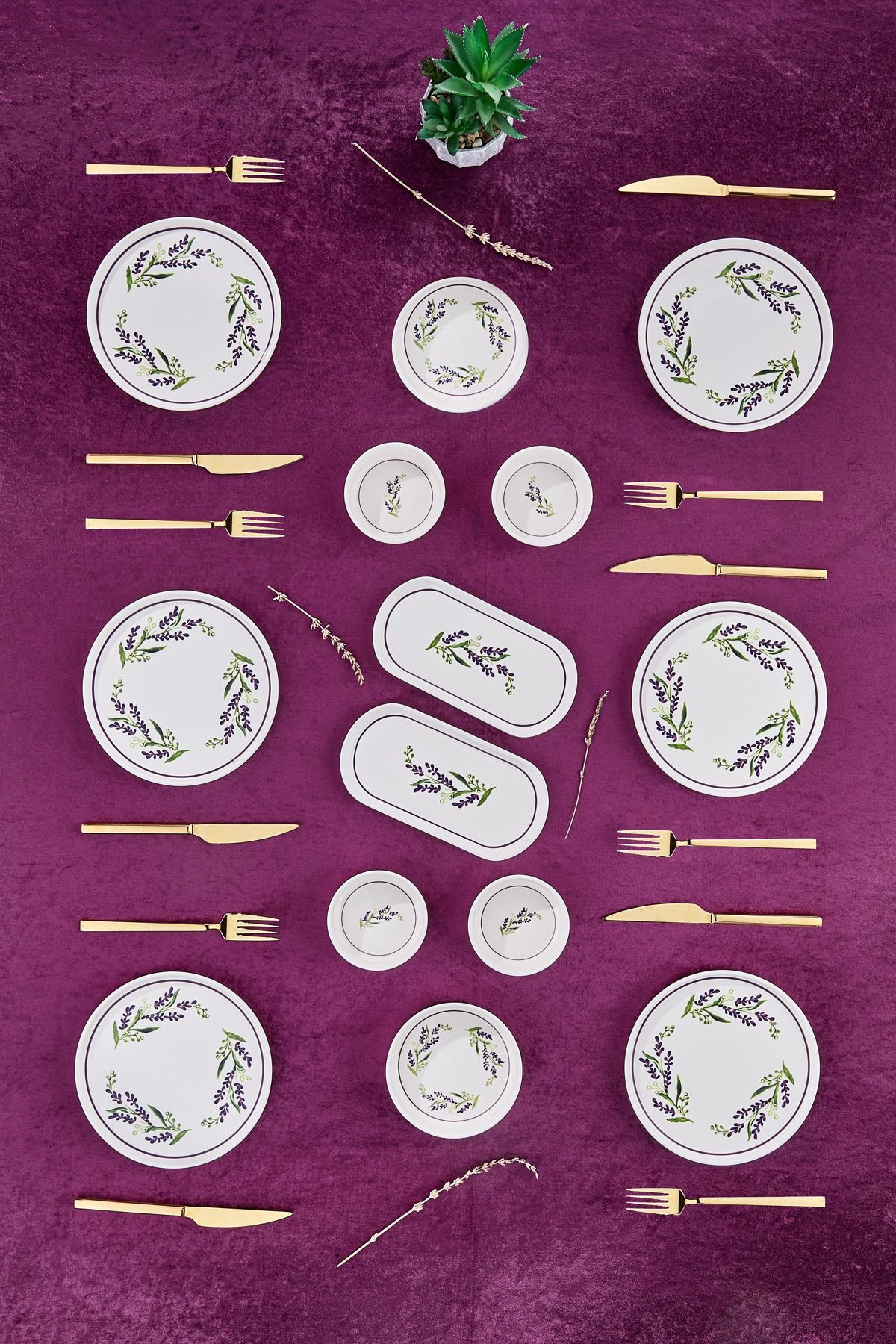 Cornella 14-Piece 6-Person Lavender Lux Porcelain Breakfast Set and Presentation Set