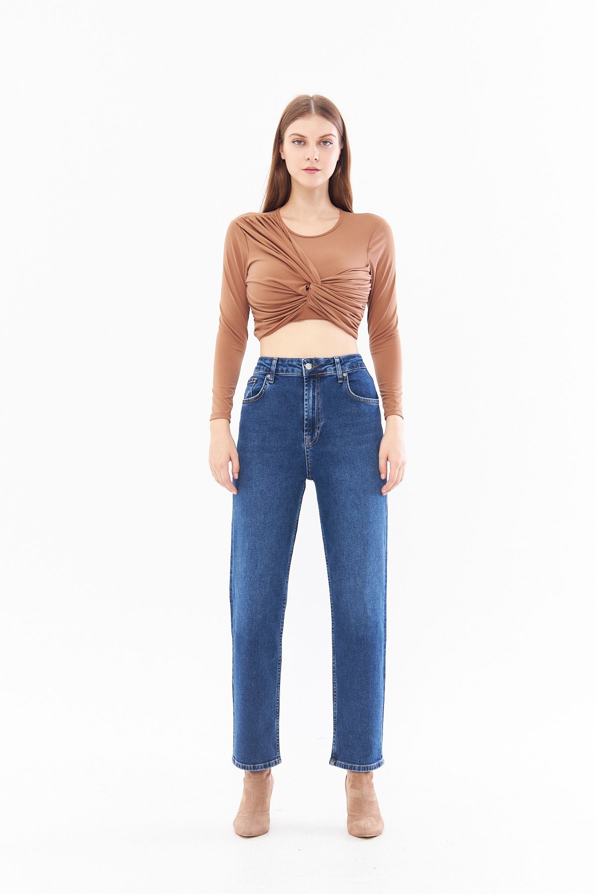 complete the look image