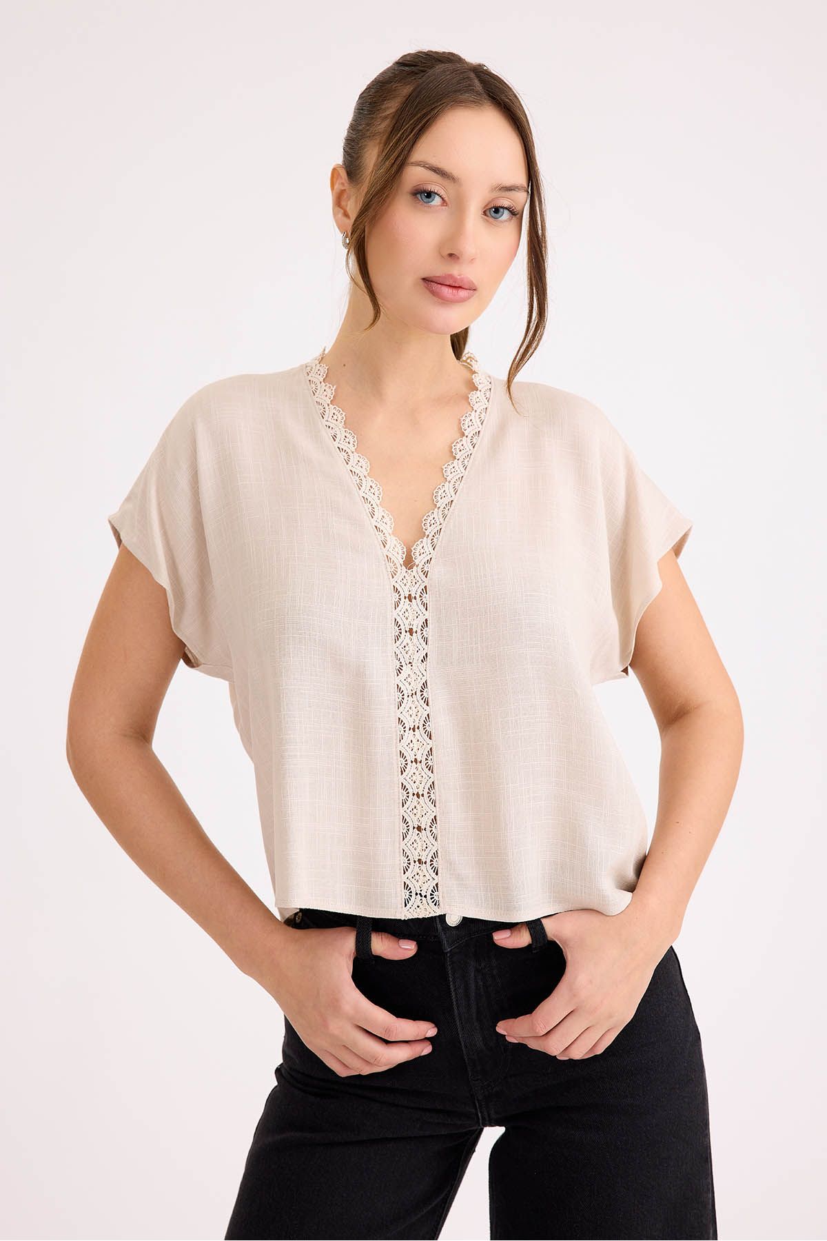 Vitrin-V-Neck Laced Short Sleeve Linen Blouse 6