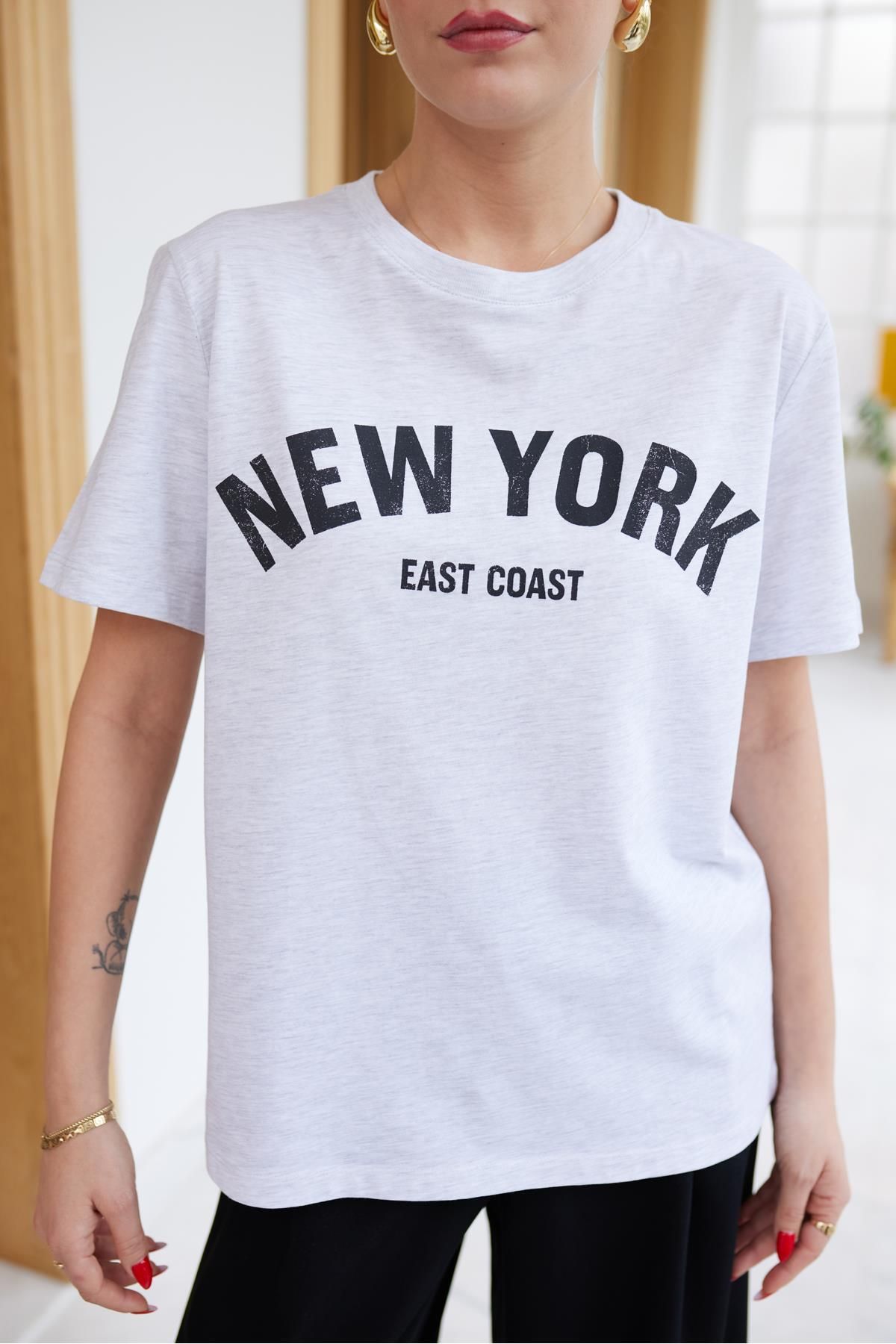 Askı Nişantaşı-Light Gray New York Text Printed T-Shirt 1