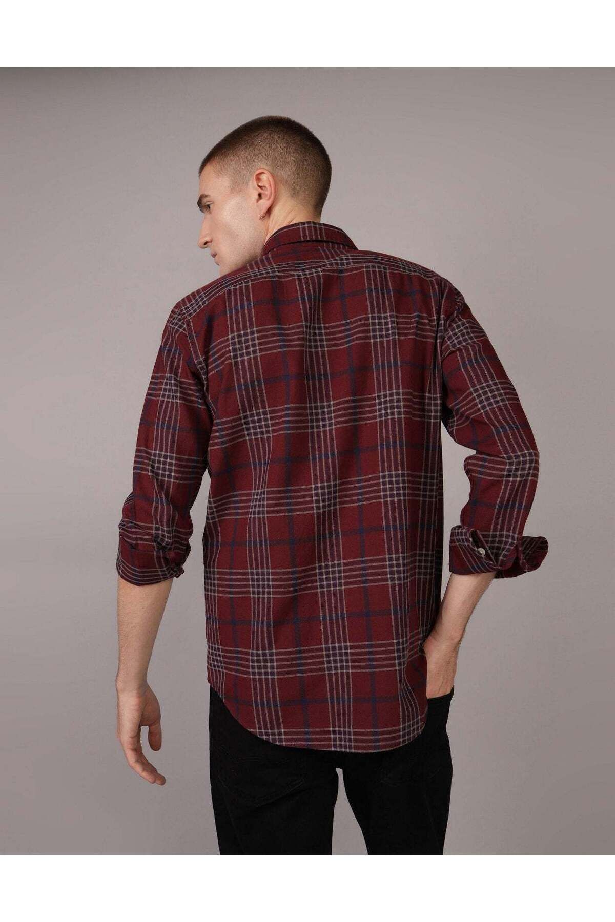 AMERICAN EAGLE-قميص AE Plaid Slim Fit اليومي بأزرار 2