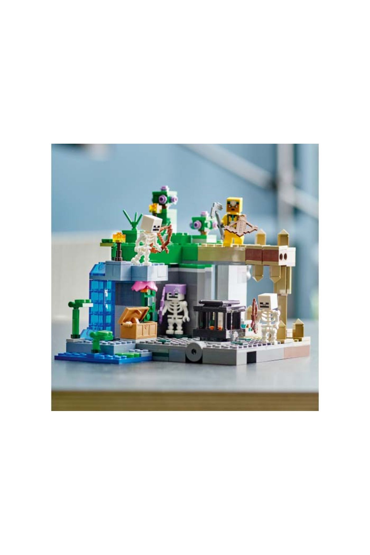 LEGO-® Minecraft® Skeleton Dungeon 21189 - Building Set for Kids Ages 8 and Up (364 Pieces) 4
