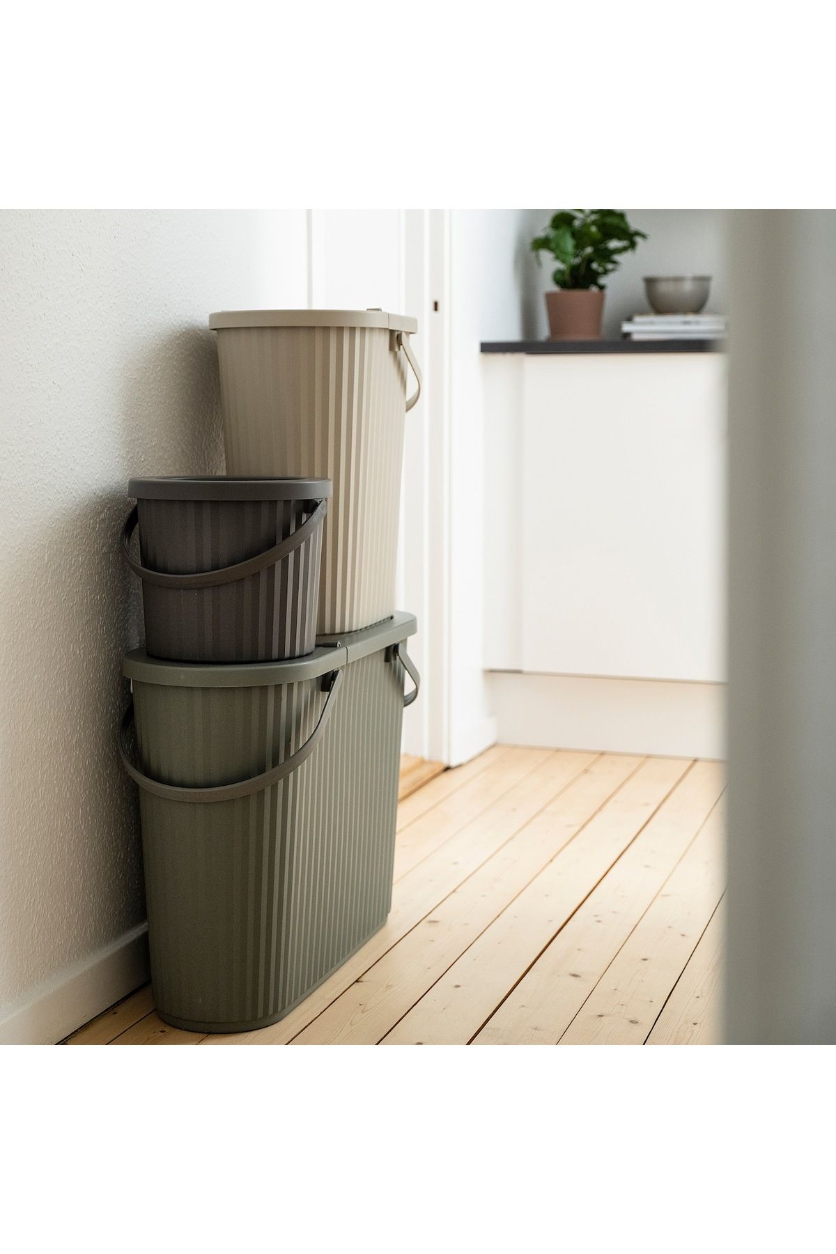 erorex-Bin with lid, dark grey, 8 l 6