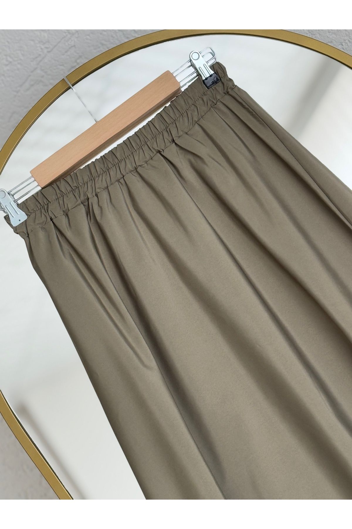 Ebrar Store-Khaki Micro Skirt - Wormwood Waist Rubber Detail, As03023 2