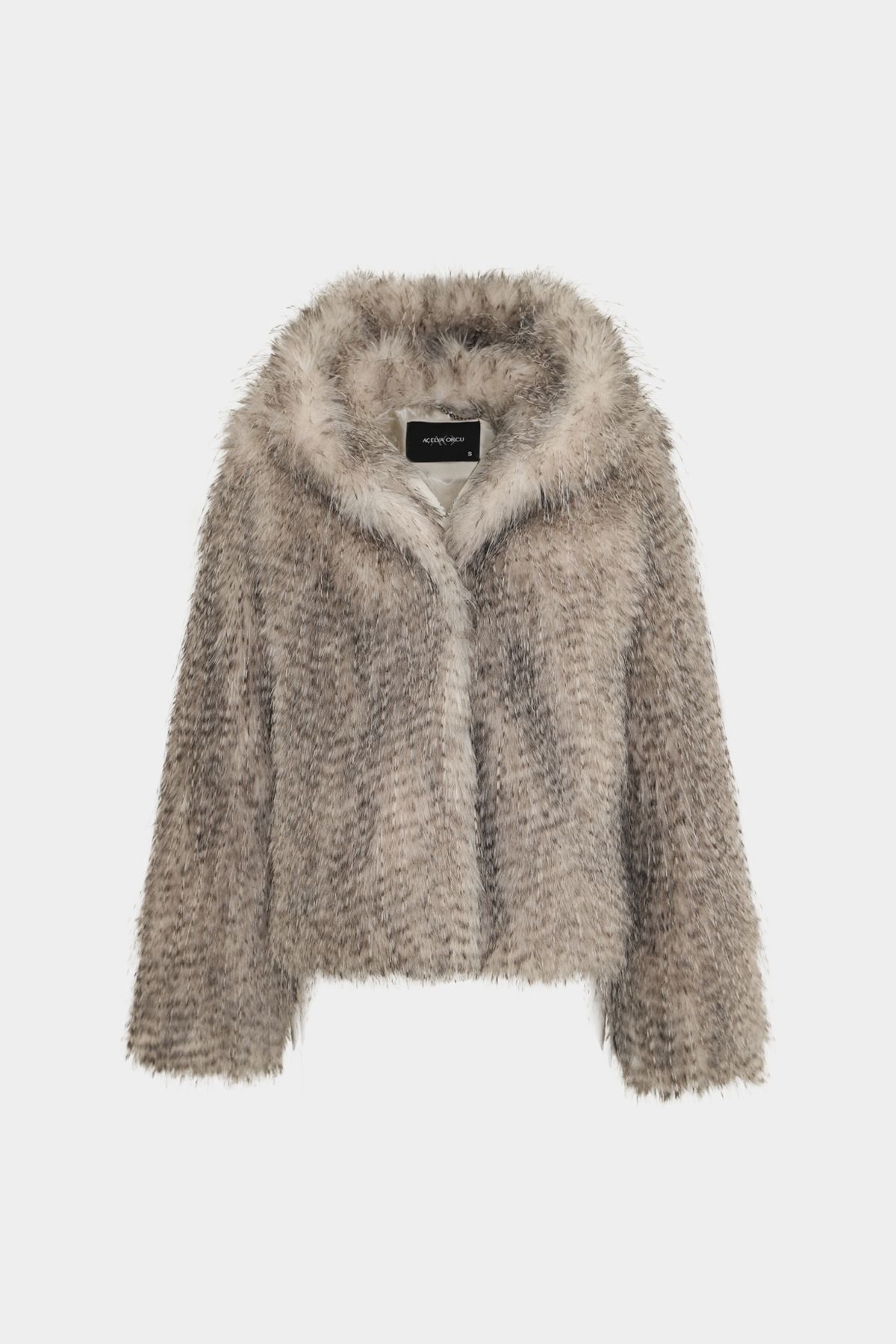 Açelya Okcu-Premium Mars Hooded Faux Fur Women's Coat 2