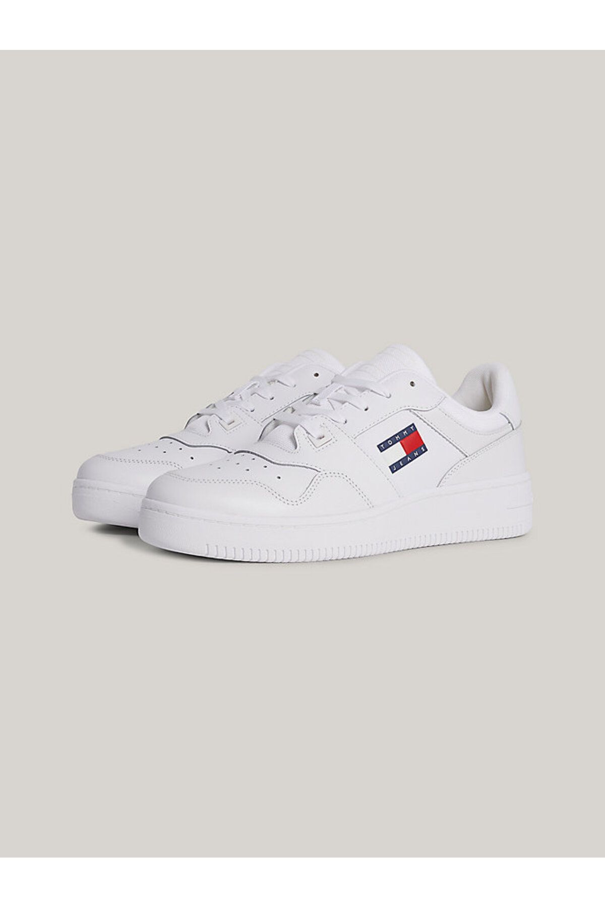 Tommy Hilfiger-Bílé kožené tenisky – pánské, pro volný čas, gumová podrážka, logo EM0em01395-Ybr 2