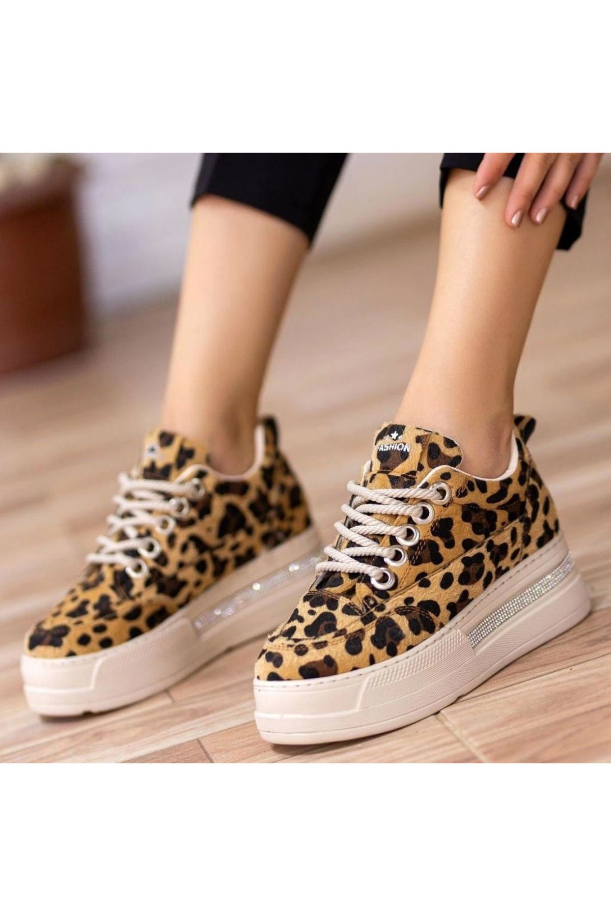 Skygo-حذاء رياضي Lulu Leopard Suede برباط 3