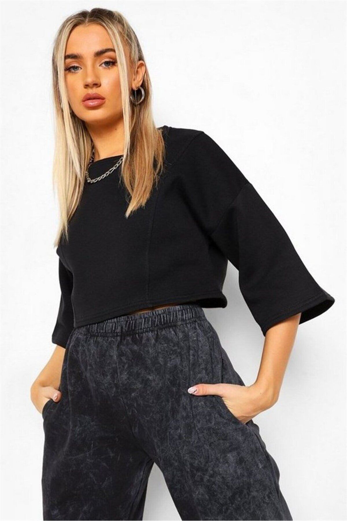 Angemiel Dikiş Detaylı Siyah Kısa Crop Sweatshirt 5145_2010