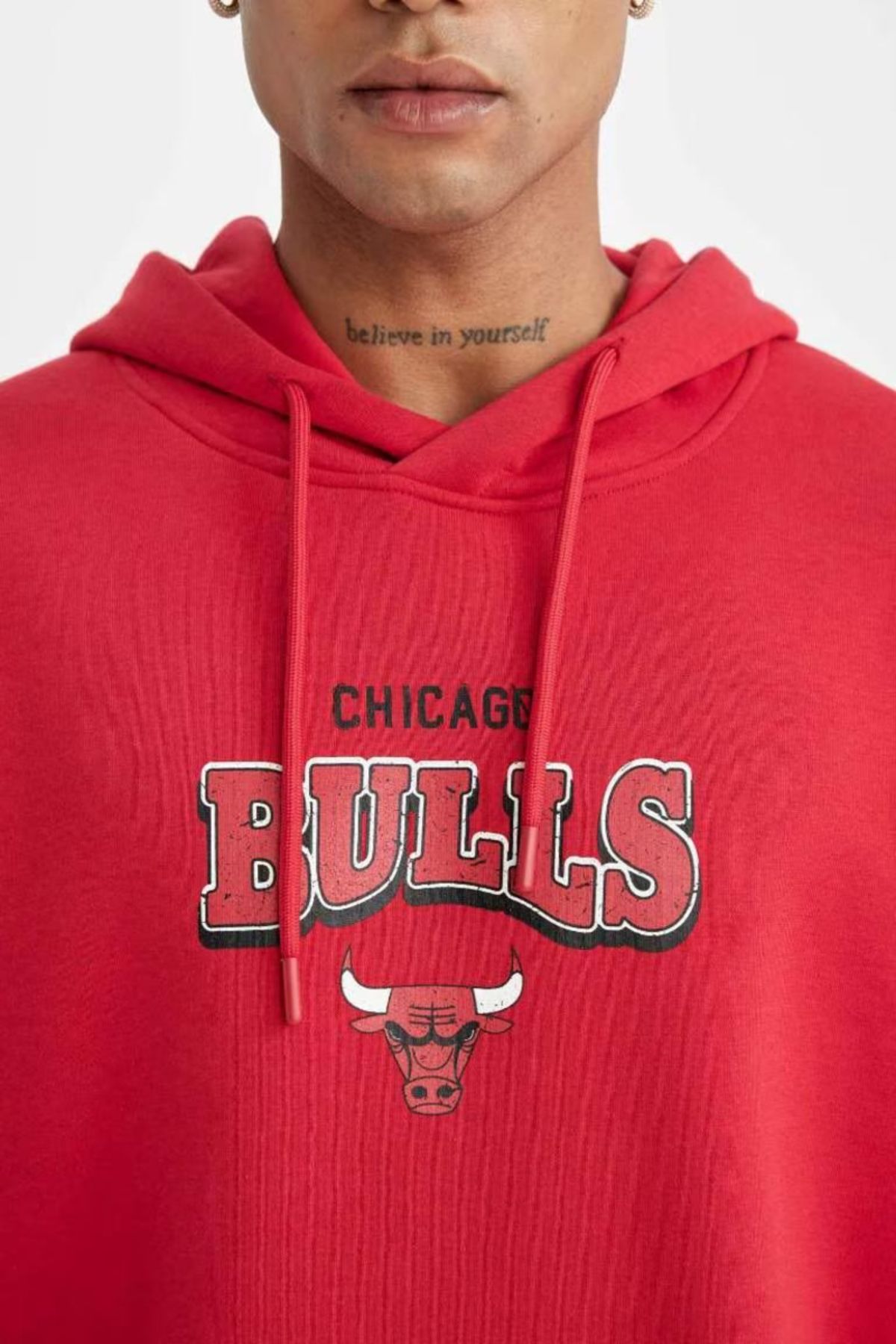 DeFacto-NBA Chicago Bulls Red Oversize kapucnis pulóver - 3152618 5