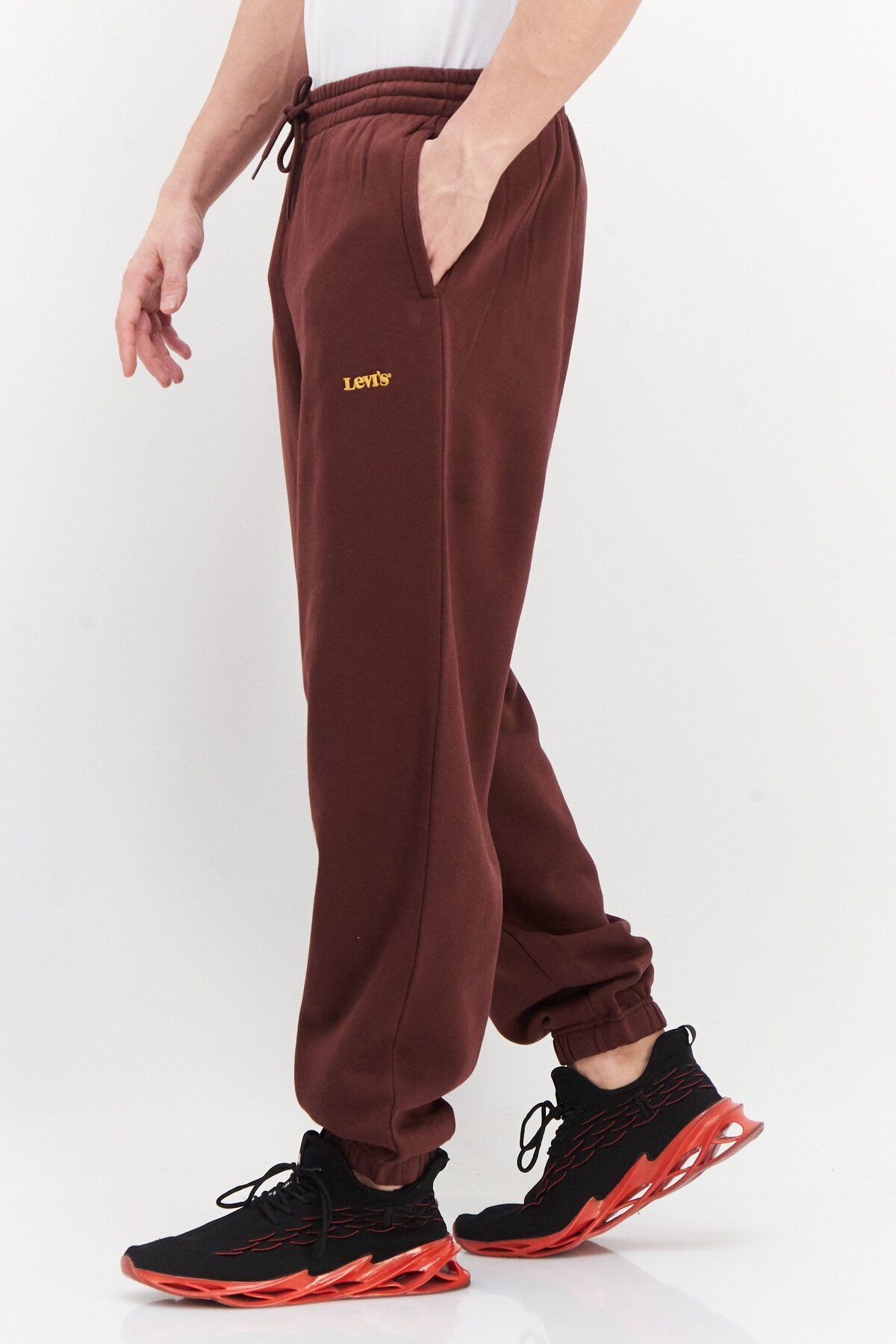 Levi's-Men Regular Fit Embroidered Logo Jogger Sweatpants, Burgundy 2