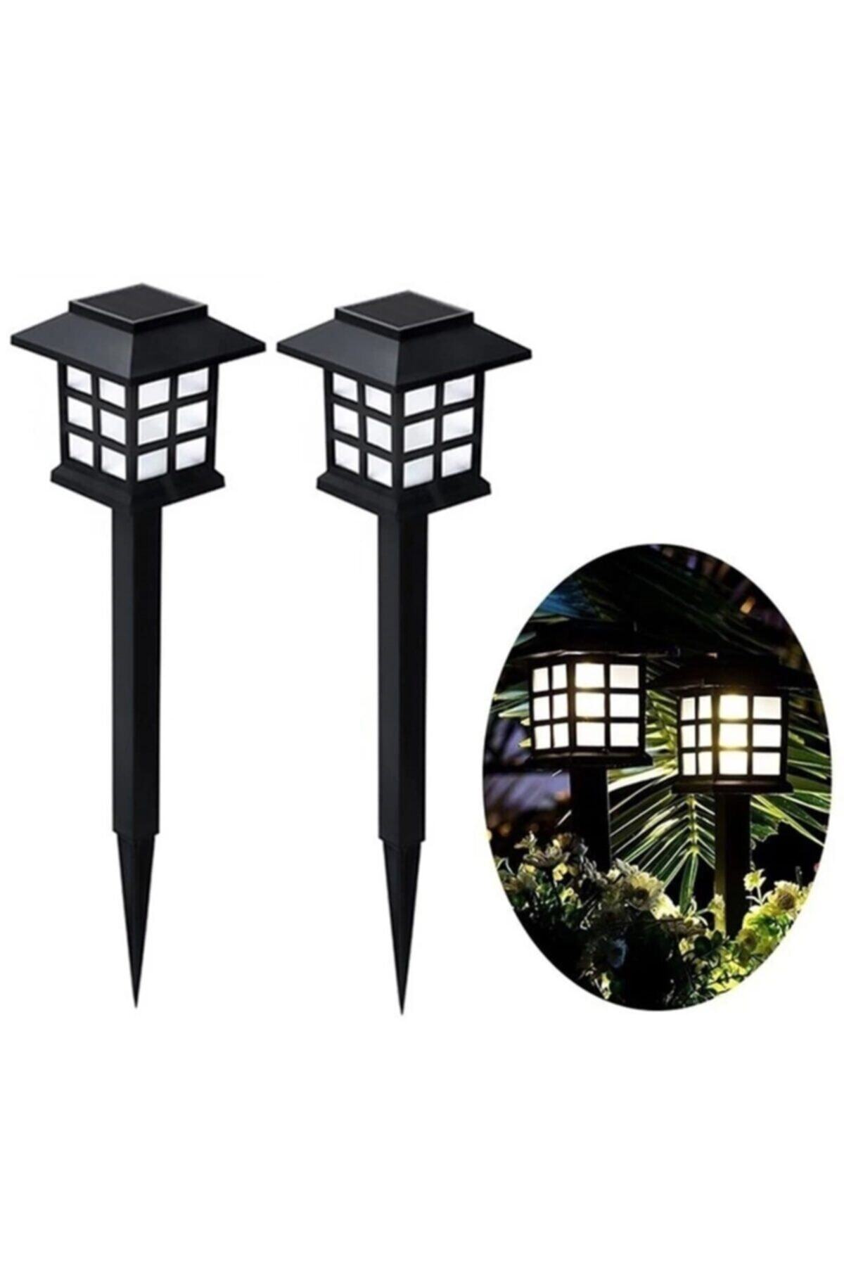 2 Pieces Solar Garden Lamps with Street Lamp Design Solar Powered Lighting