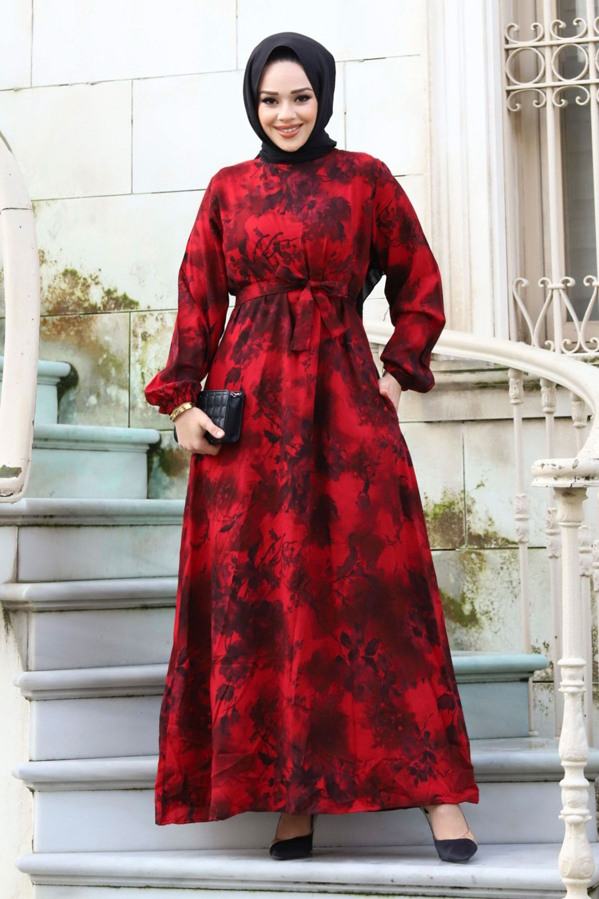 Tesettür Dünyası-Kleid mit Rosenmuster und Taillengürtel TSD240207 Weinrot 1
