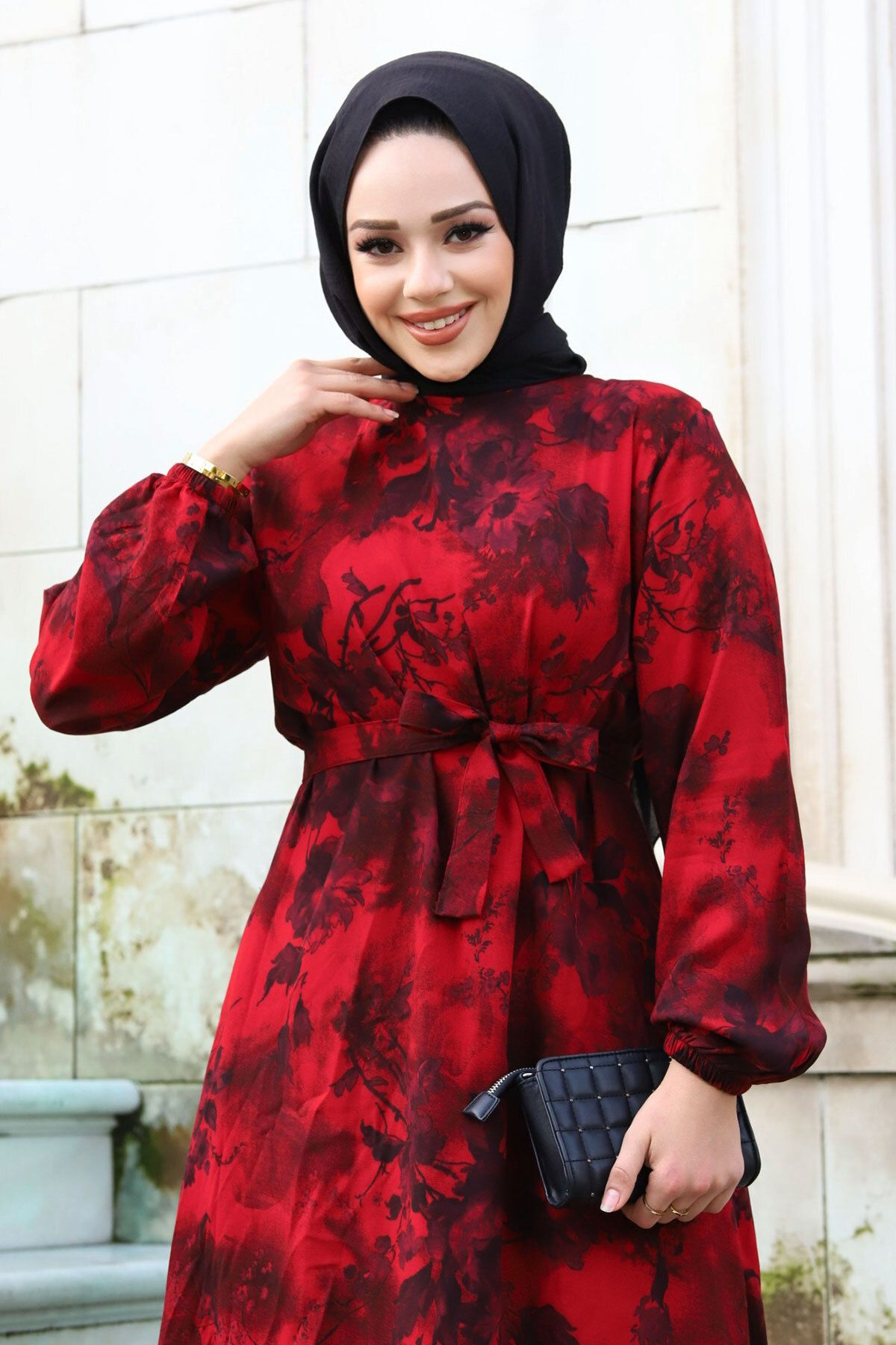 Tesettür Dünyası-Kleid mit Rosenmuster und Taillengürtel TSD240207 Weinrot 2