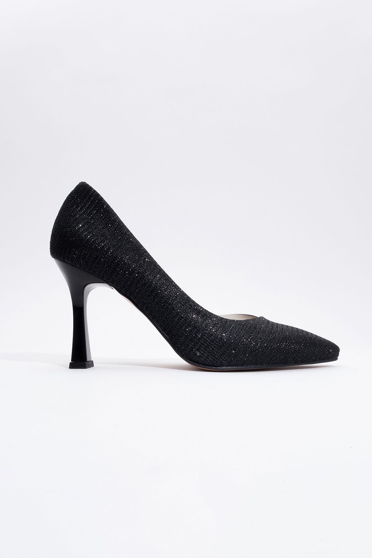 کفش پاشنه کلاسیک سیاه زنانه 653 سر اورجینال luvishoes
