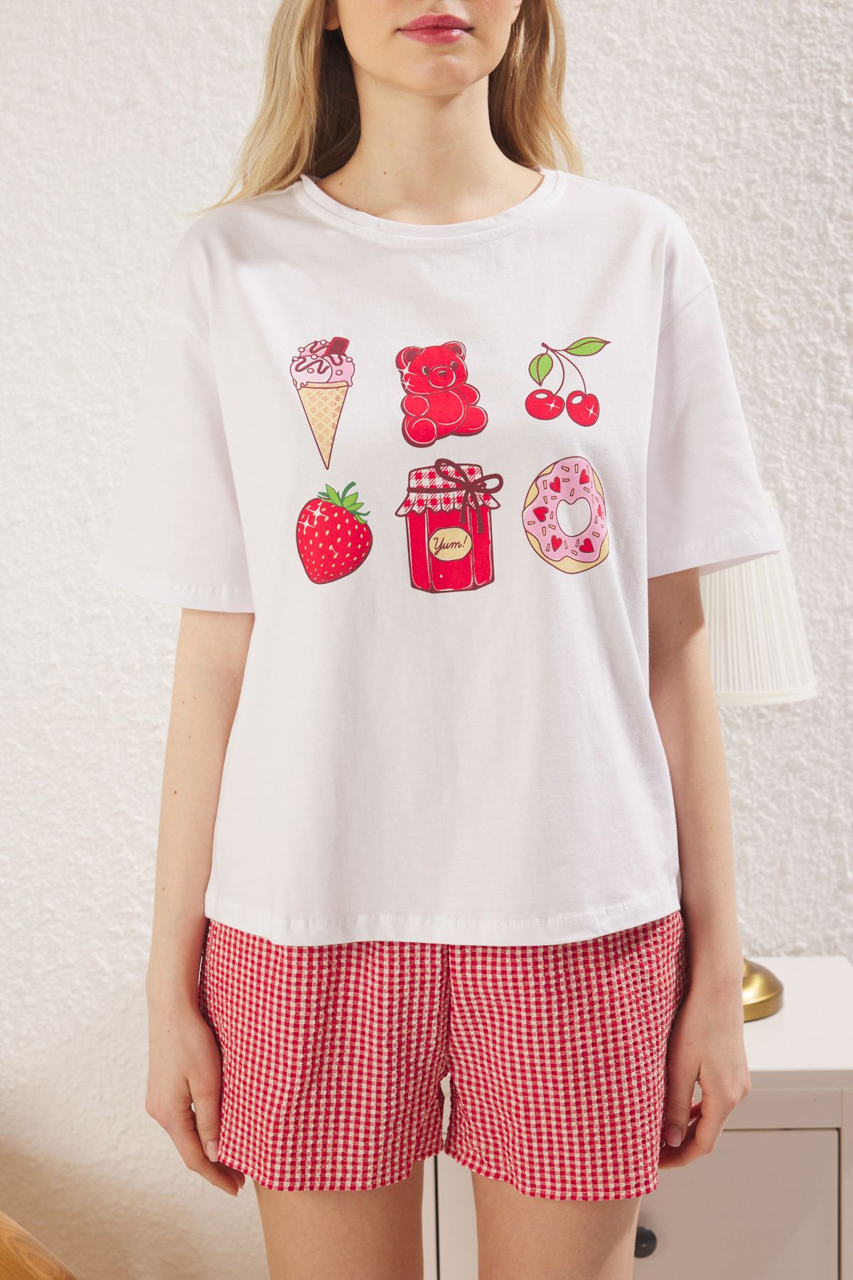 Trendyol Collection-Plaid Red-White and Check Single Jersey Shorts Pajama Set Thmss25Pt00202 4