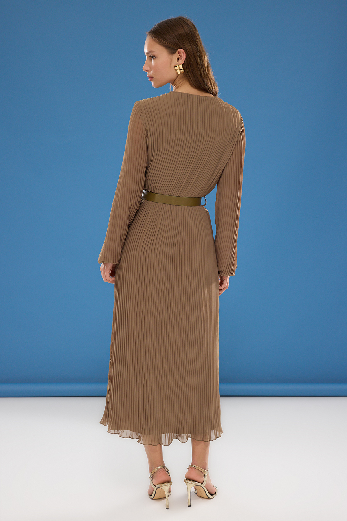 Trendyol Collection-Rochie maxi din nurcă închisă cu pliuri în linie A - șifon cu centură și căptușeală TWOAW24EL00471 4