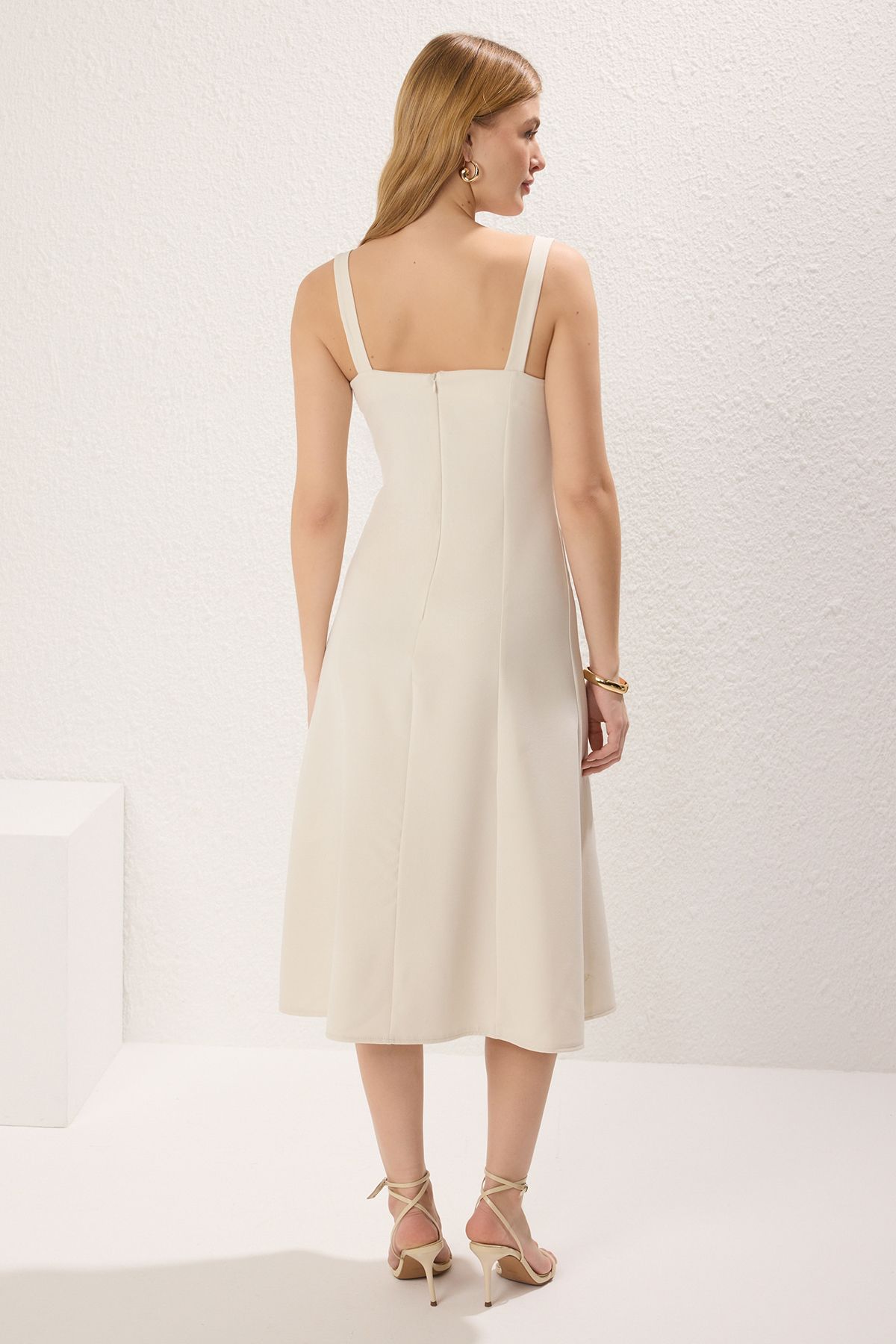 Trendyol Collection-Rochie midi țesută în linie A, ecru, uni TWOSS25EL00287 5