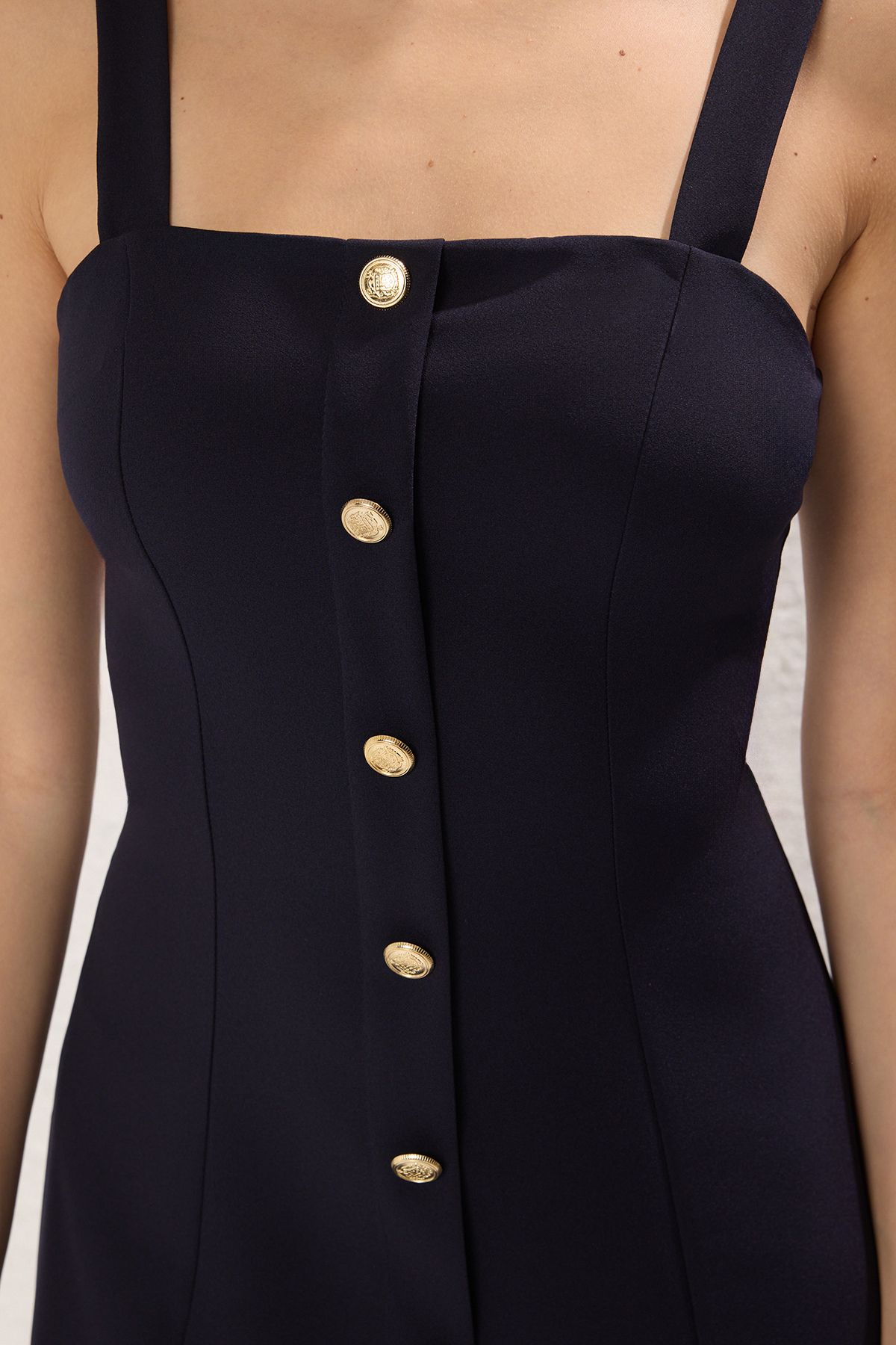 Trendyol Collection-Tmavě modré rovné midi tkané šaty do áčka Twoss25El00287 3