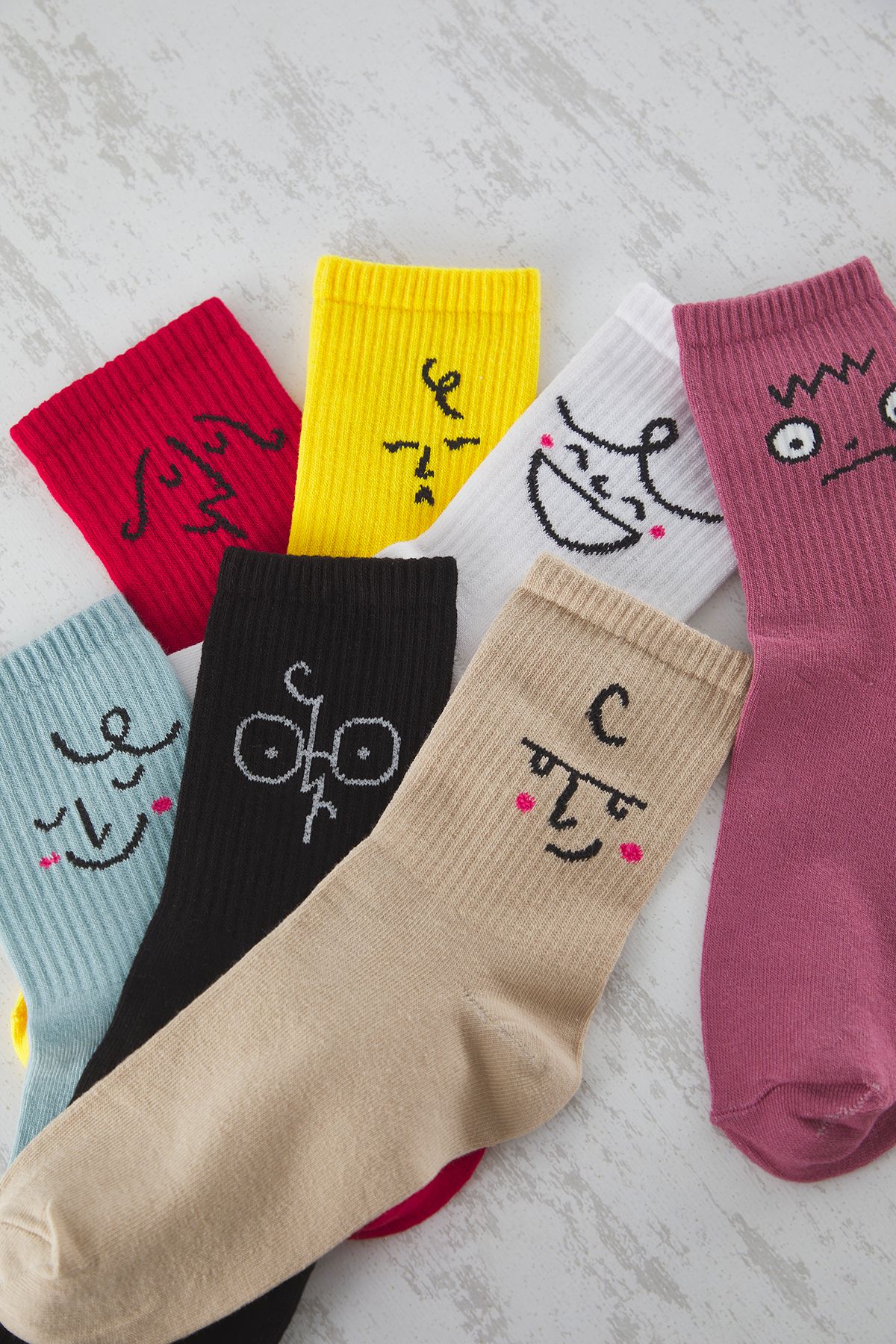 Trendyol Collection-Packung mit 7 Unisex-Baumwollsocken – College, mittelgroß, Tennisgröße, mehrfarbig TMNSS25CO00008 2