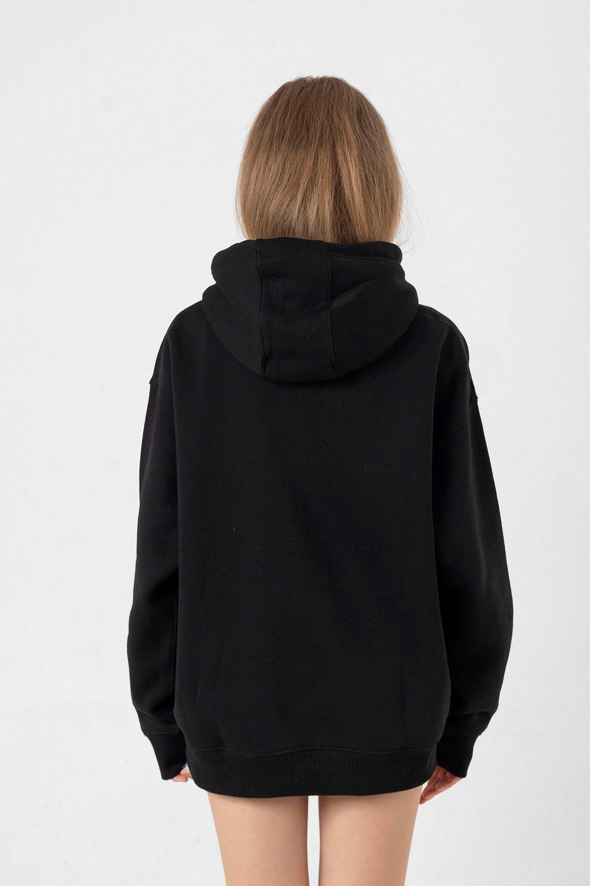 Tshirthane-Women's Black Kangaroo Pocket Basic Hoodie 3