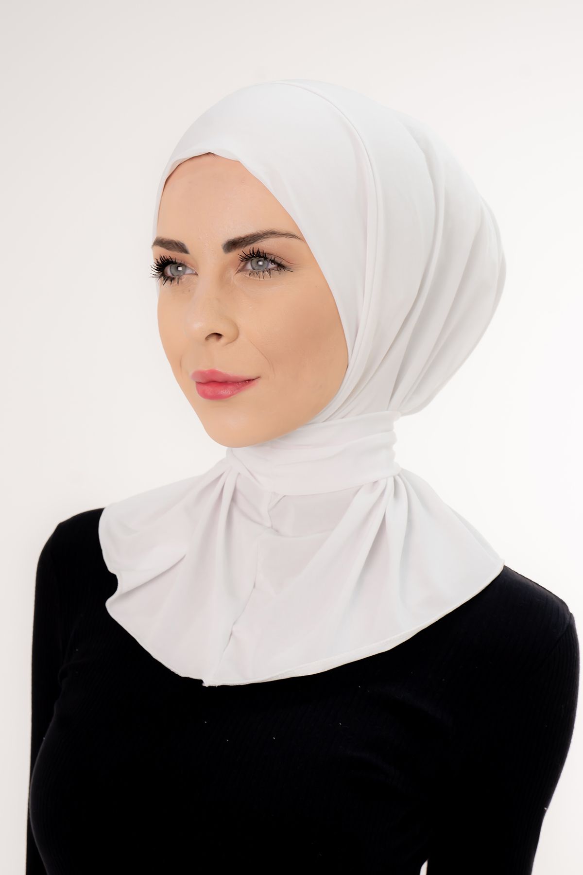 Şalcenneti.com-Practical White Hijab Shawl - Snap Fastener and Tie 5