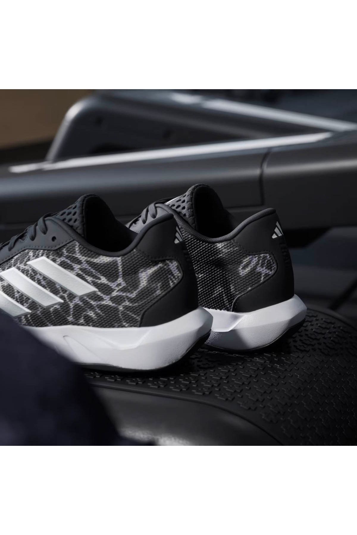 کفش دو و تمرین مشکی مردانه های مربی اورجینال adidas