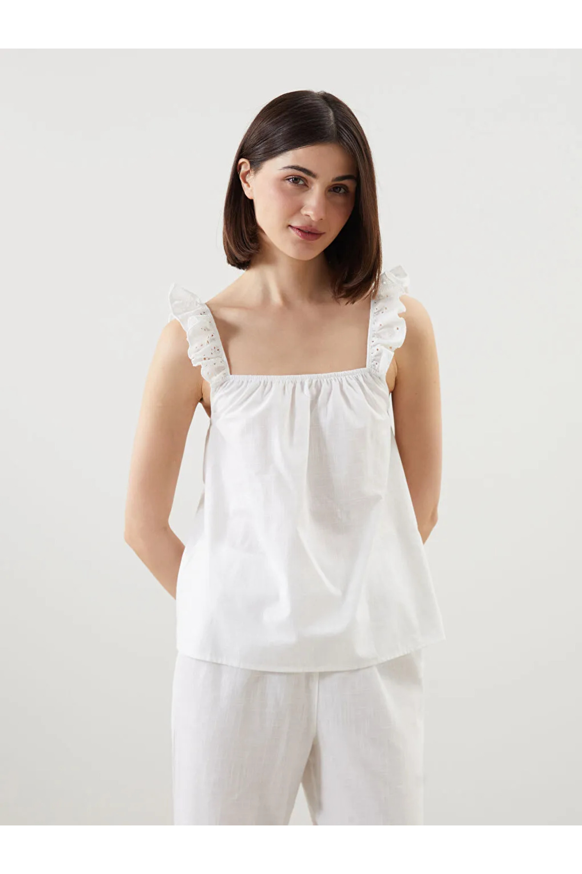 LC Waikiki-Lcw Dream White U-Neck Embroidered Women's Pajama Suit 2